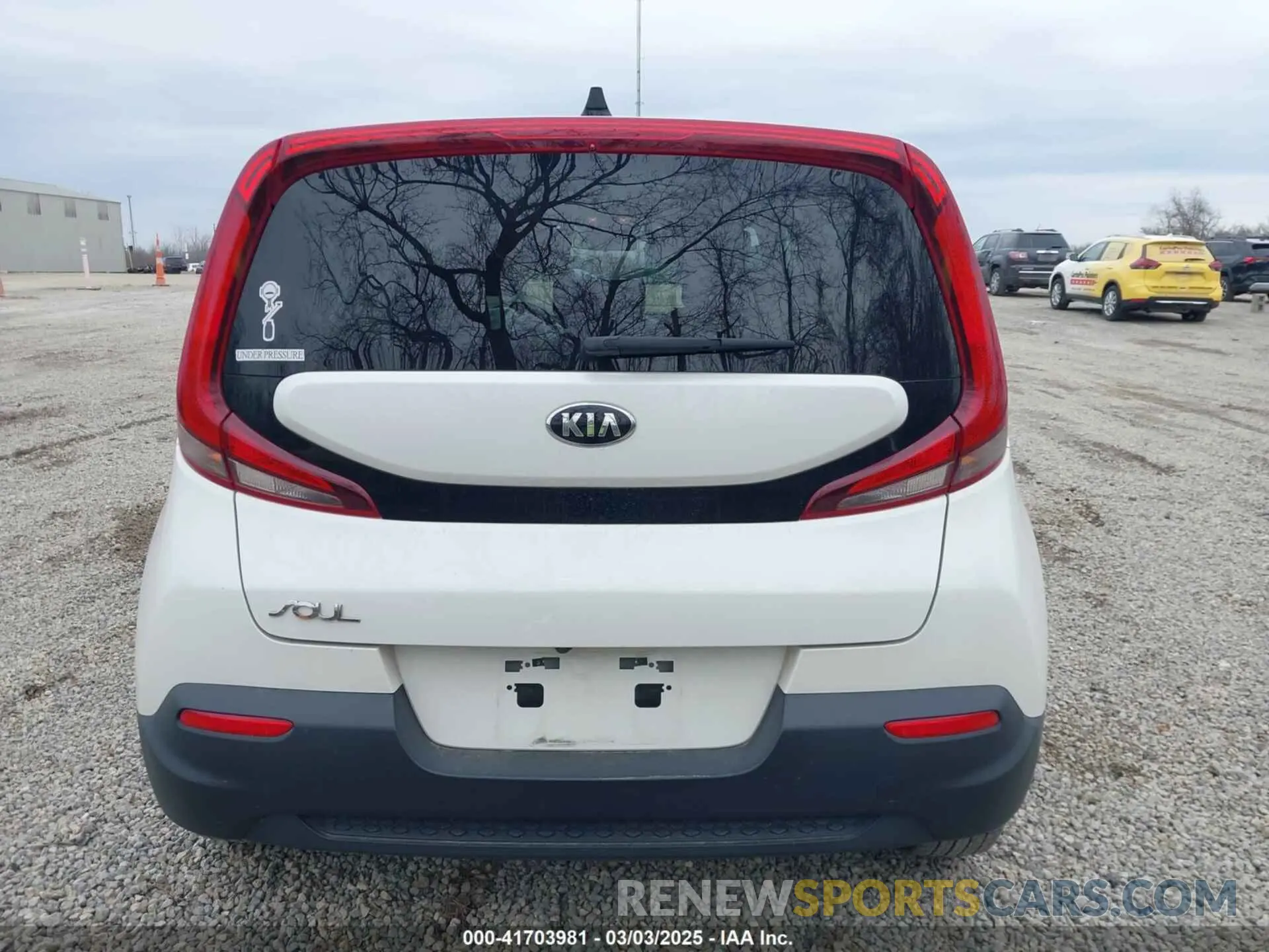 15 Photograph of a damaged car KNDJ23AU8M7767416 KIA SOUL 2021