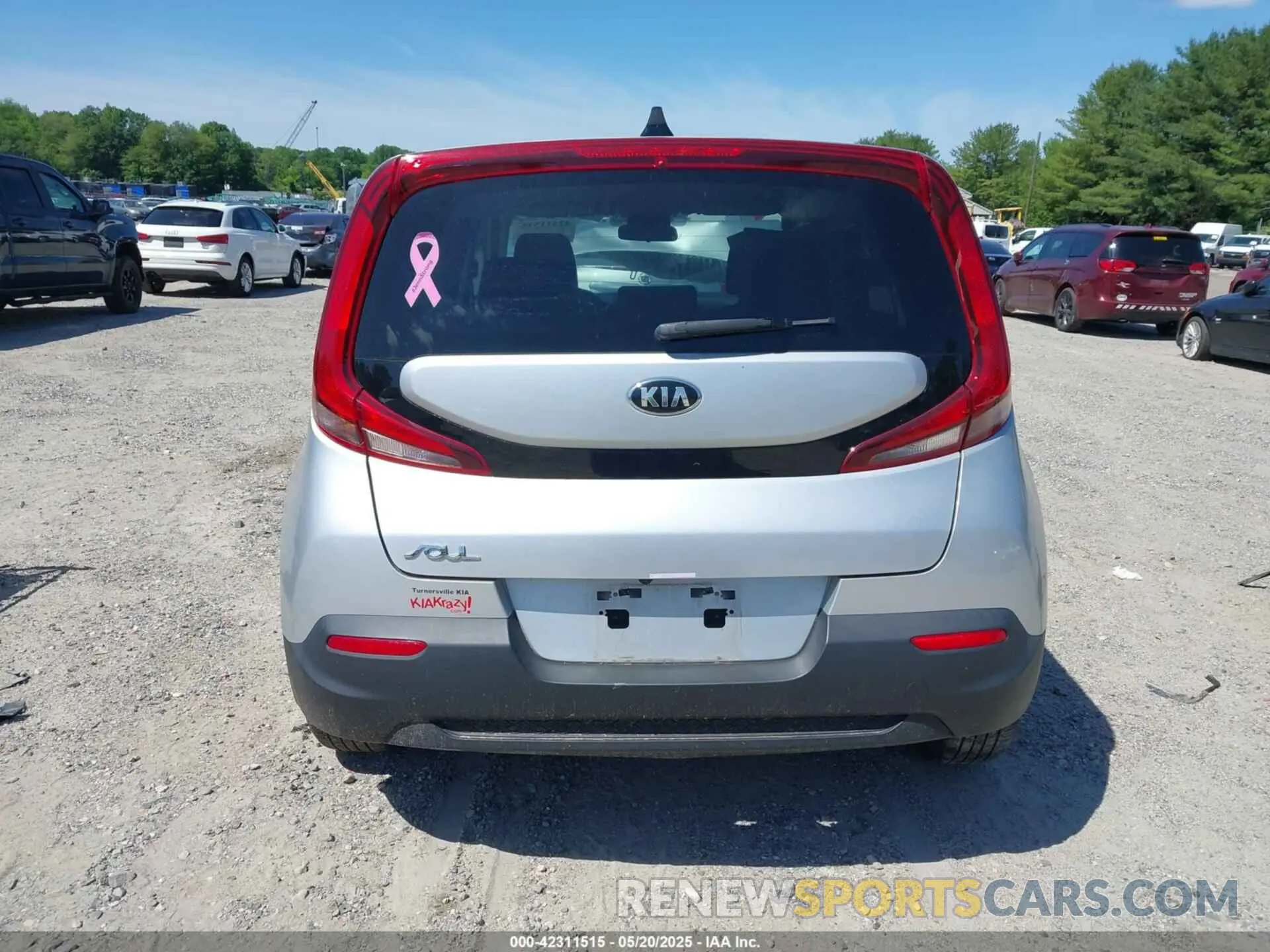 17 Photograph of a damaged car KNDJ23AU8M7768193 KIA SOUL 2021