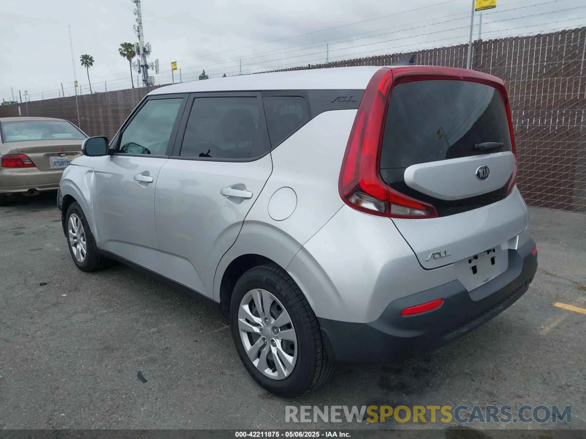 3 Photograph of a damaged car KNDJ23AU8M7784278 KIA SOUL 2021