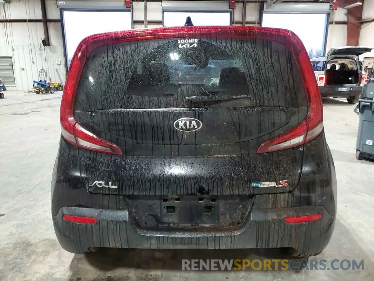 6 Photograph of a damaged car KNDJ23AU8M7797130 KIA SOUL 2021