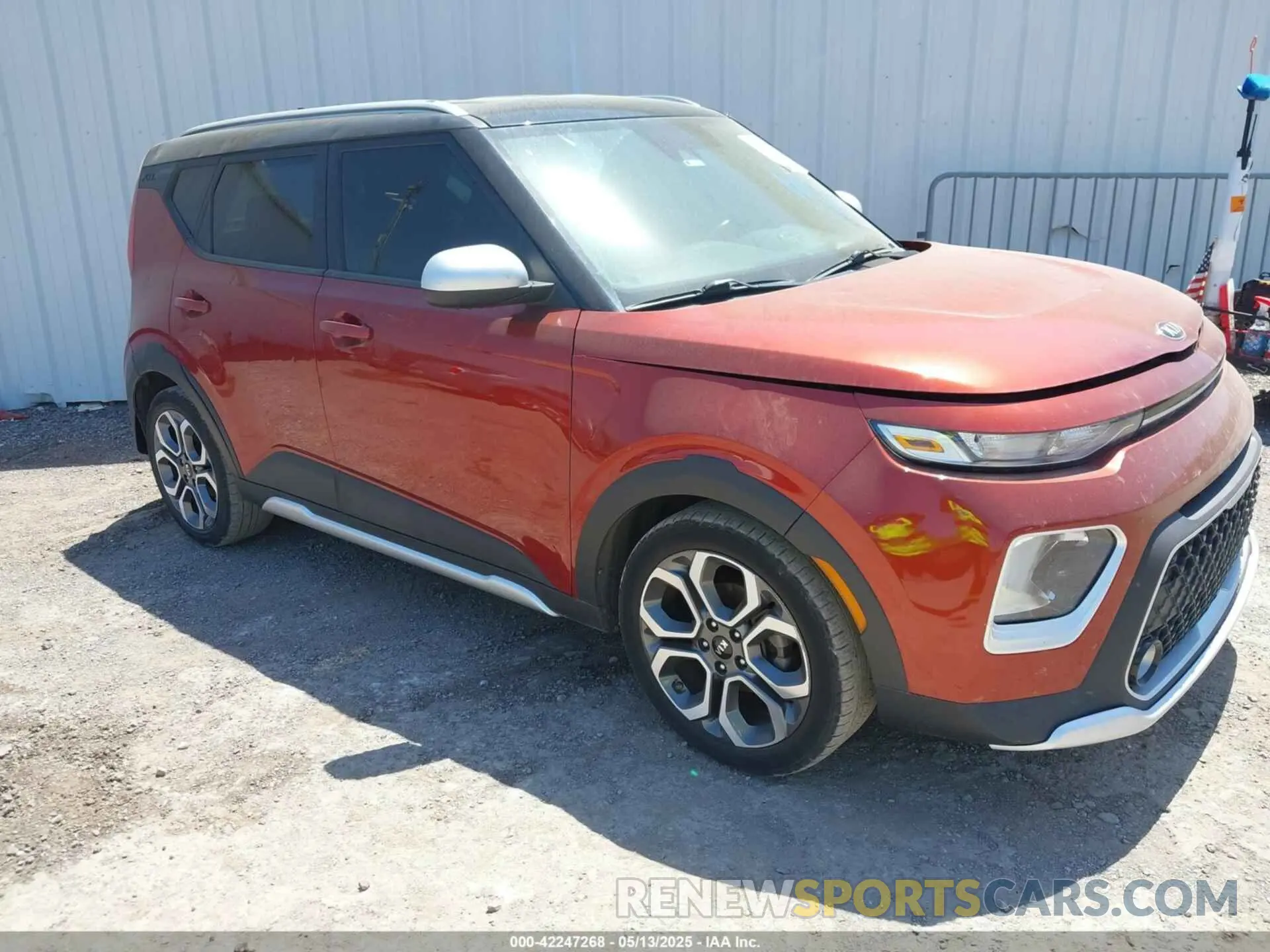 1 Photograph of a damaged car KNDJ23AUXM7132794 KIA SOUL 2021