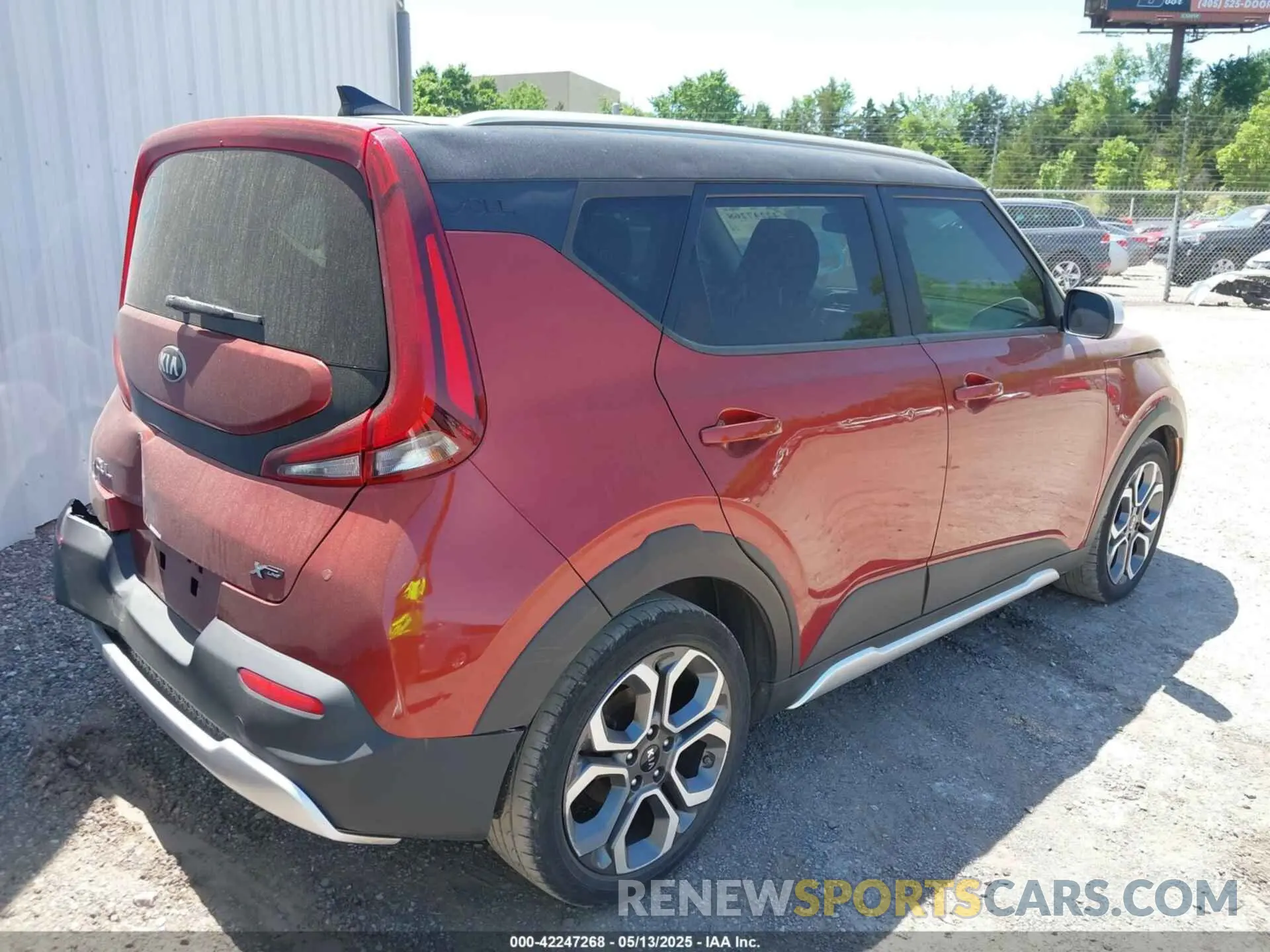 4 Photograph of a damaged car KNDJ23AUXM7132794 KIA SOUL 2021