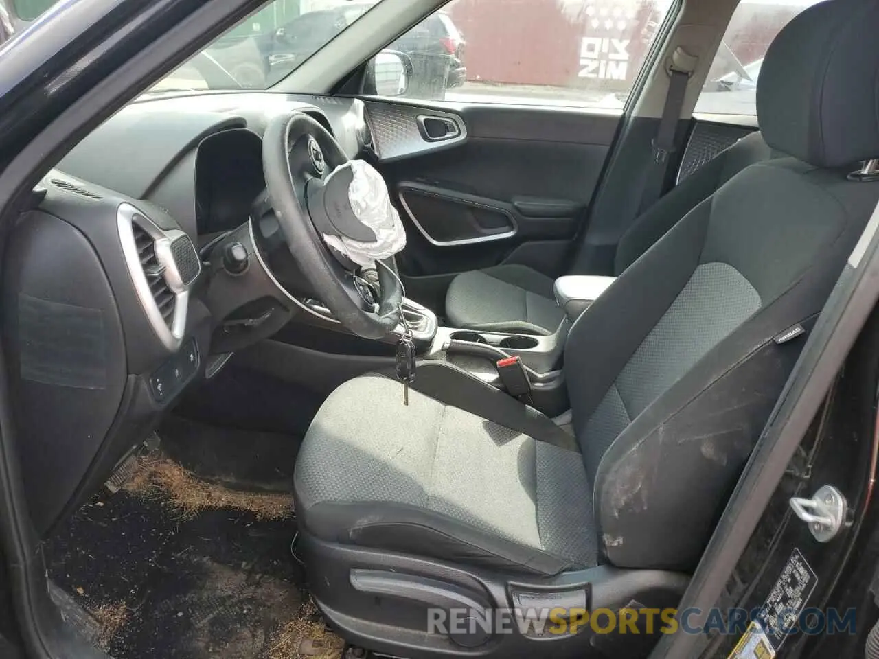 7 Photograph of a damaged car KNDJ23AUXM7748821 KIA SOUL 2021