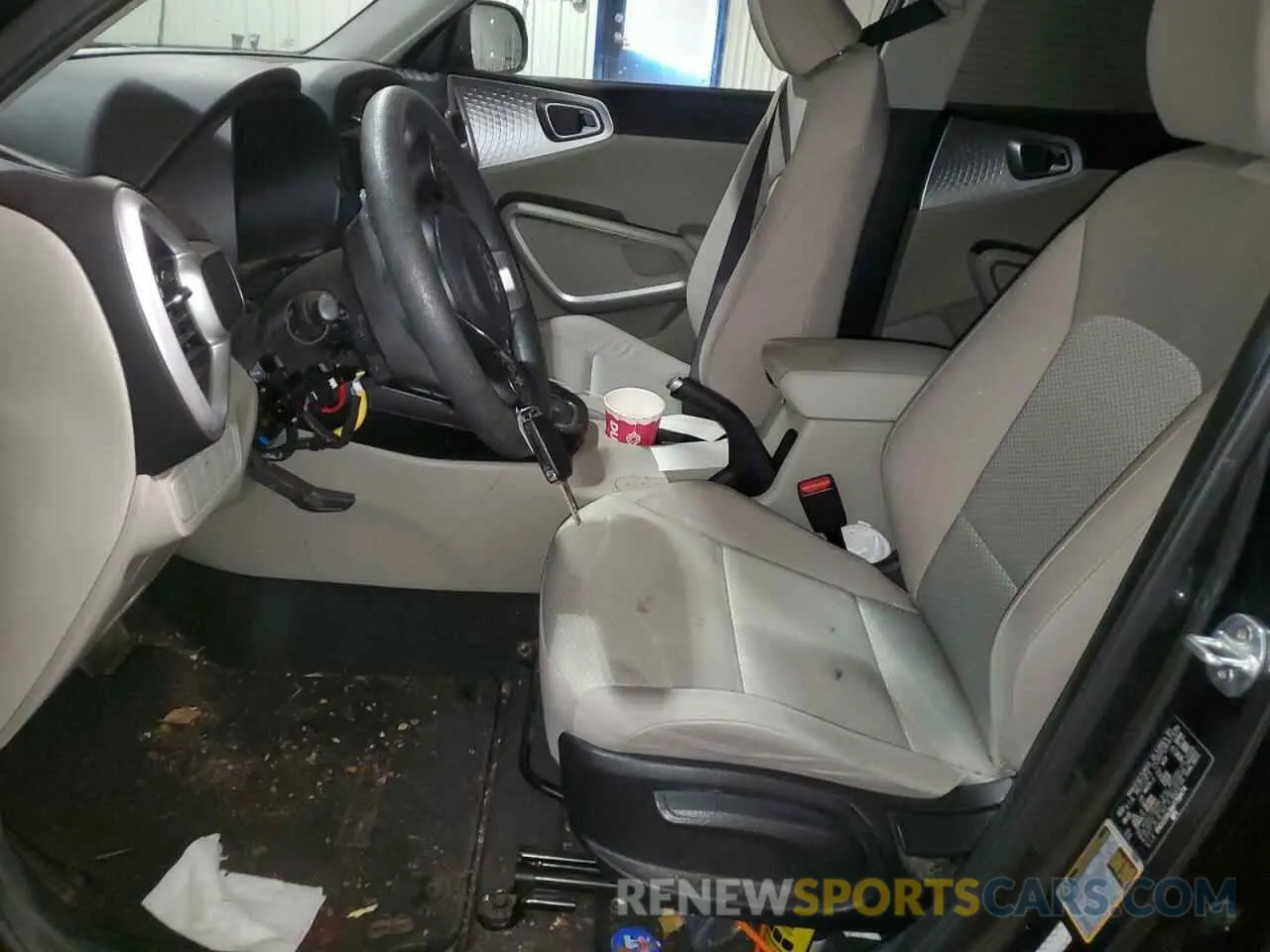7 Photograph of a damaged car KNDJ23AUXM7758474 KIA SOUL 2021