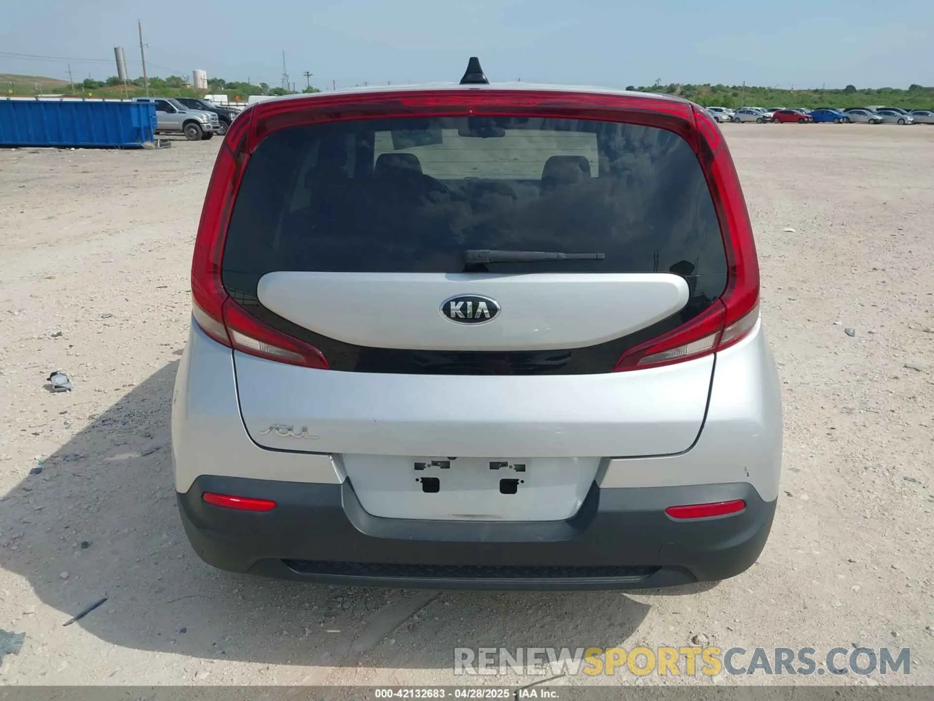 16 Photograph of a damaged car KNDJ23AUXM7771144 KIA SOUL 2021