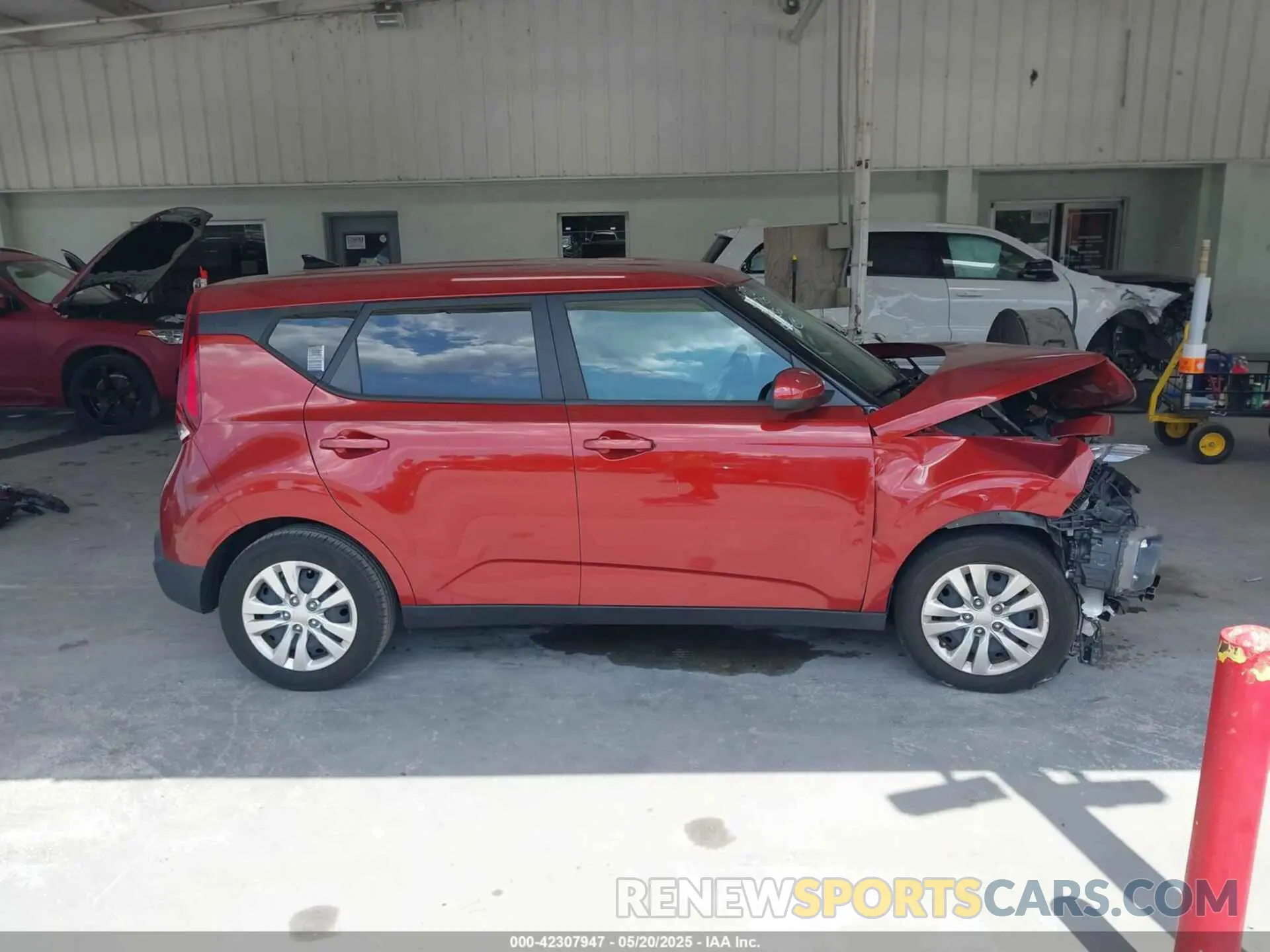 14 Photograph of a damaged car KNDJ23AUXM7779079 KIA SOUL 2021
