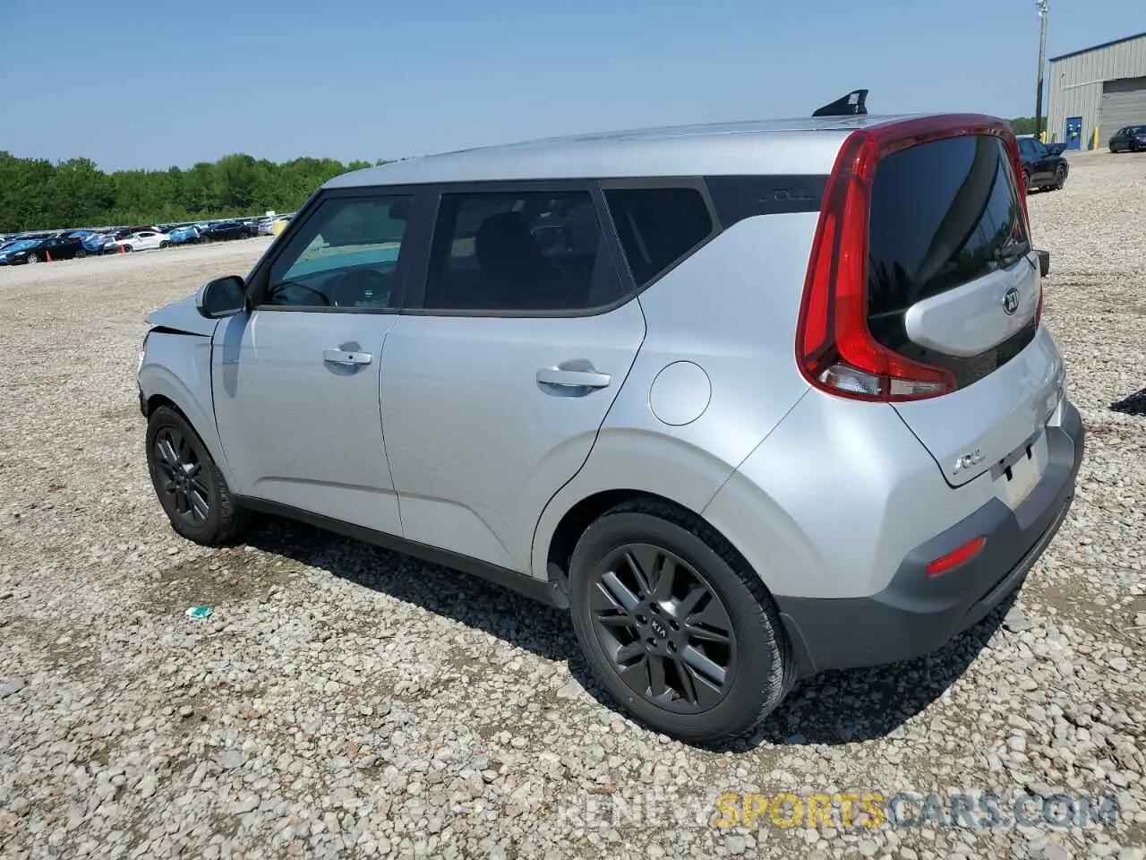 2 Photograph of a damaged car KNDJ33AU1M7750633 KIA SOUL 2021