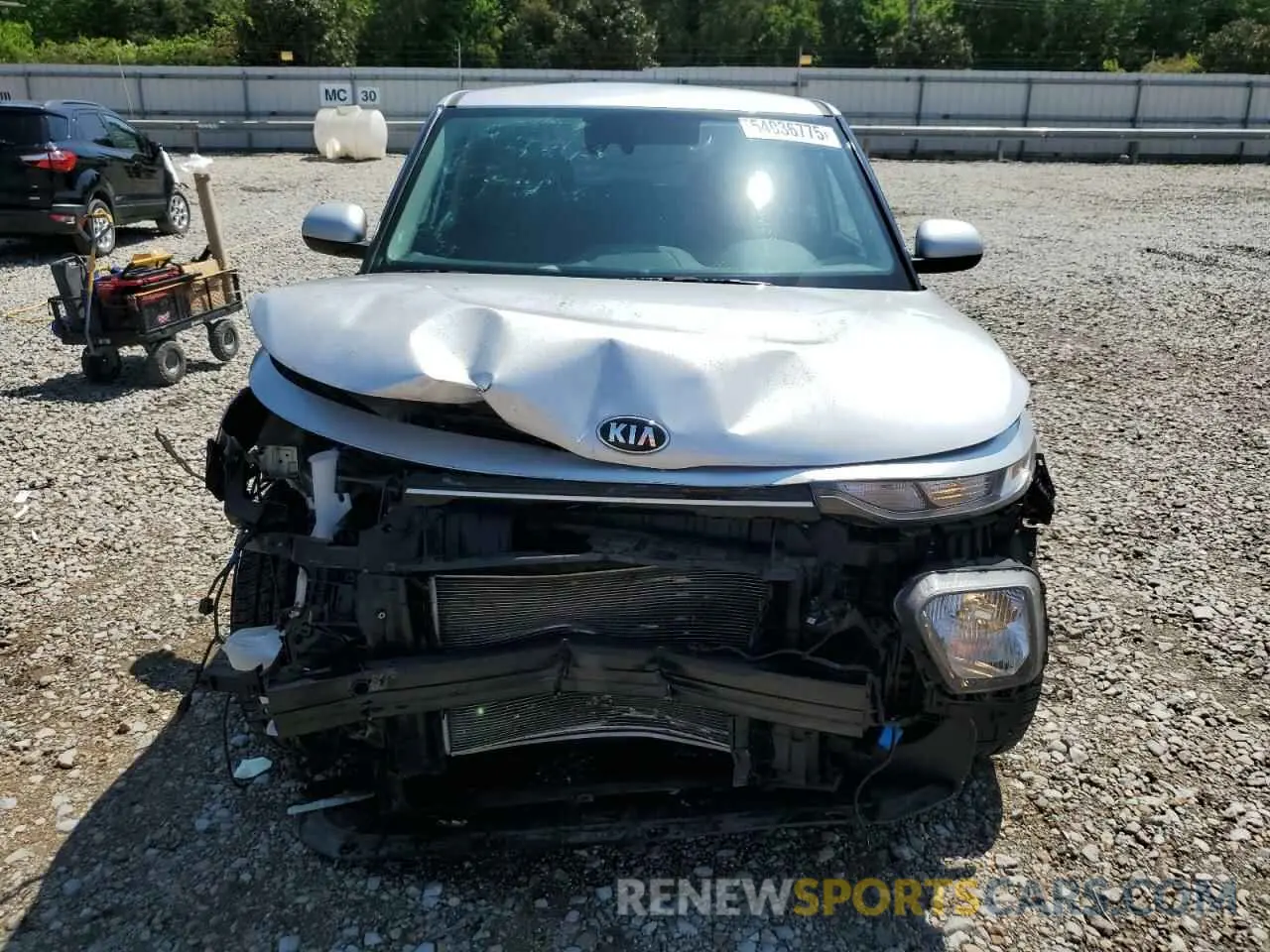 5 Photograph of a damaged car KNDJ33AU1M7750633 KIA SOUL 2021