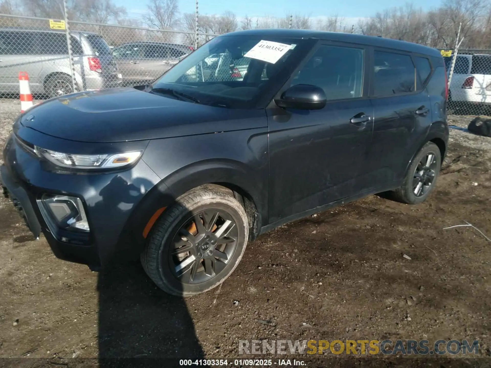 2 Photograph of a damaged car KNDJ33AU1M7789500 KIA SOUL 2021
