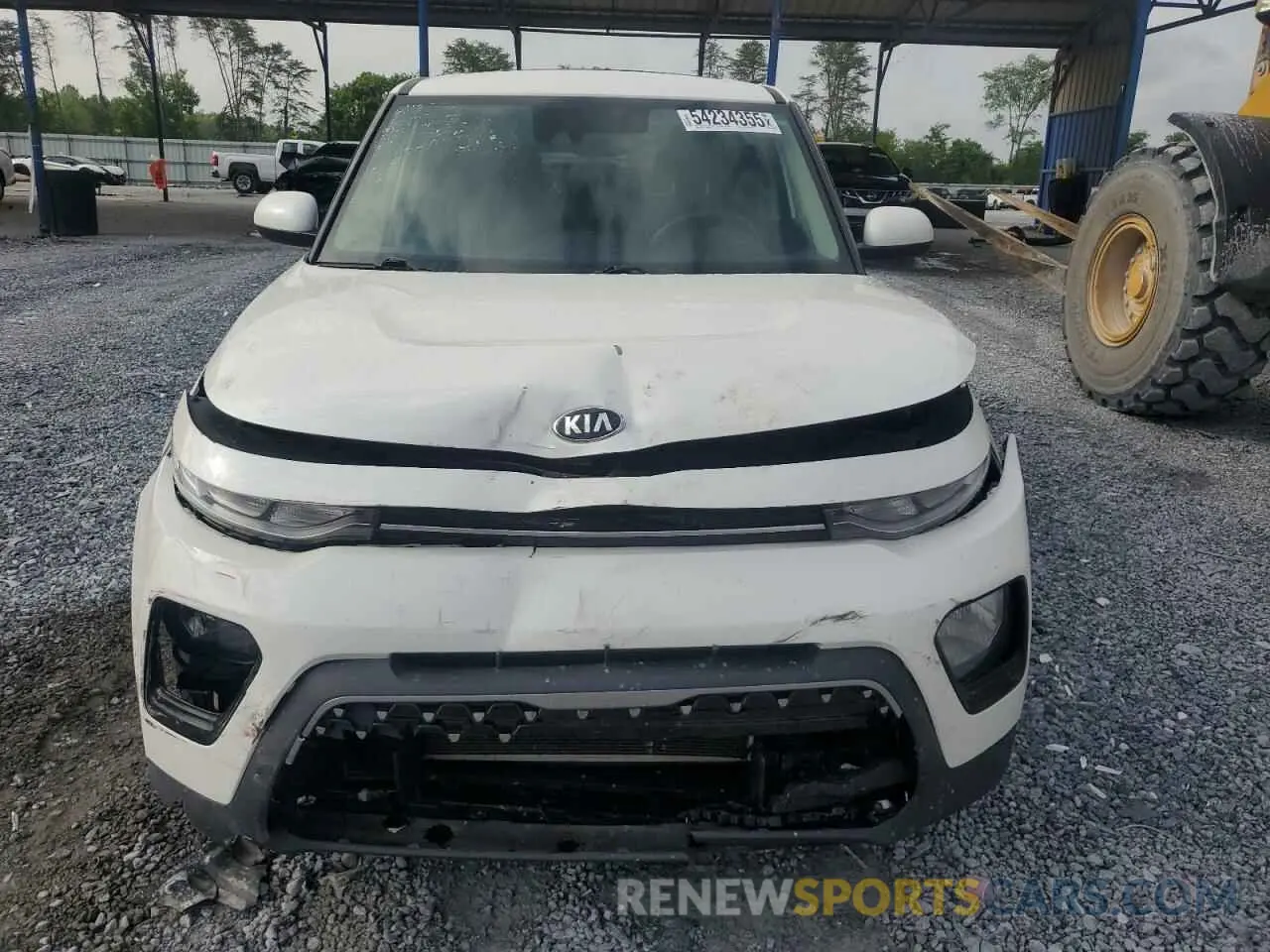 5 Photograph of a damaged car KNDJ33AU2M7140739 KIA SOUL 2021