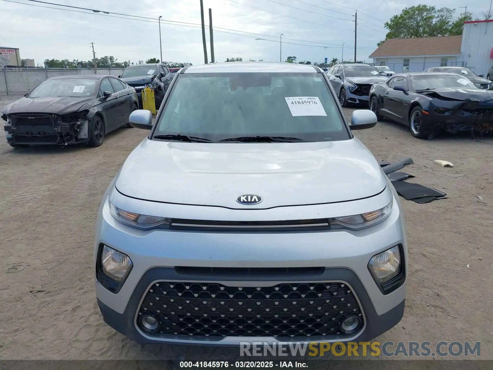 11 Photograph of a damaged car KNDJ33AU5M7790701 KIA SOUL 2021