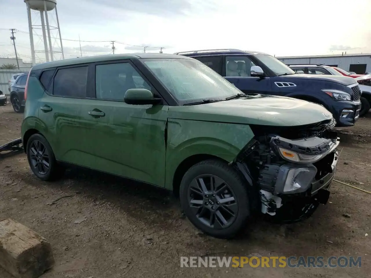 4 Photograph of a damaged car KNDJ33AU9M7135084 KIA SOUL 2021
