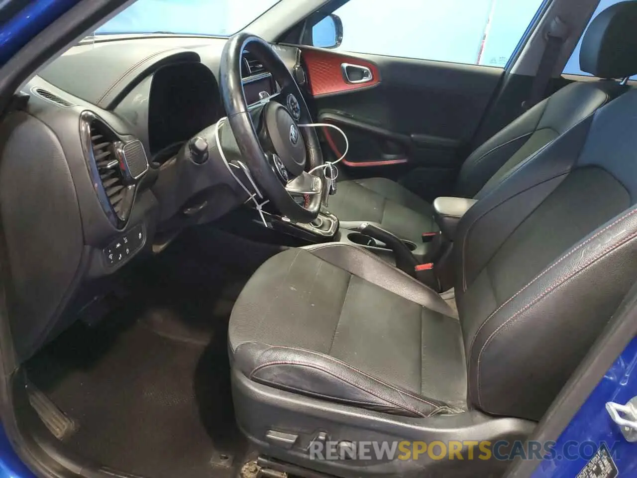 7 Photograph of a damaged car KNDJ53AF0M7741062 KIA SOUL 2021