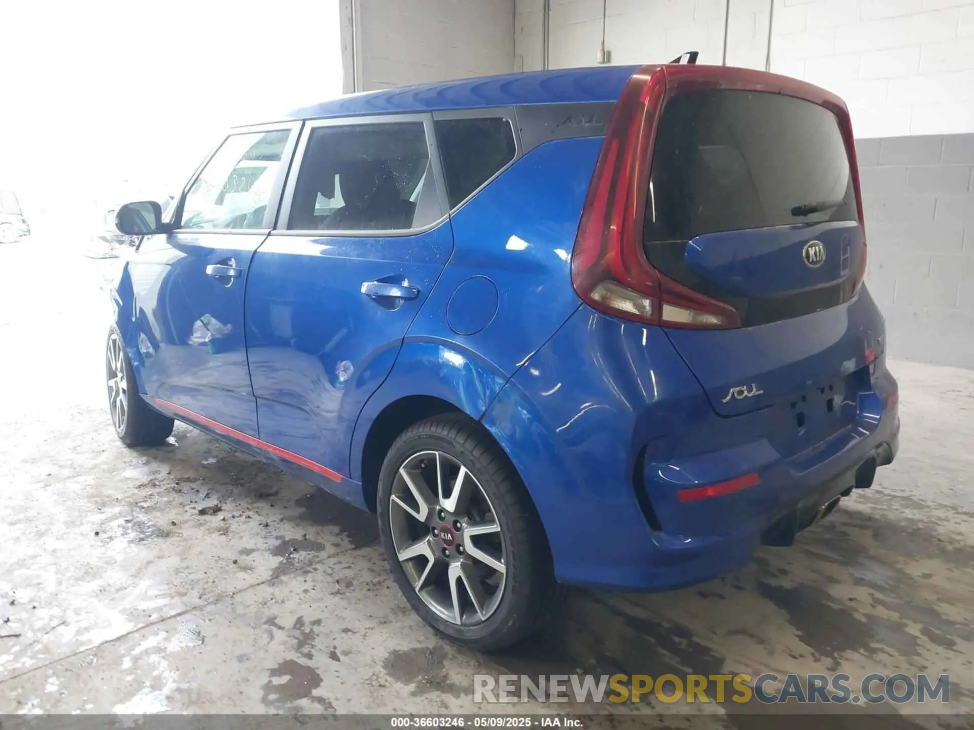 3 Photograph of a damaged car KNDJ53AF2M7738986 KIA SOUL 2021