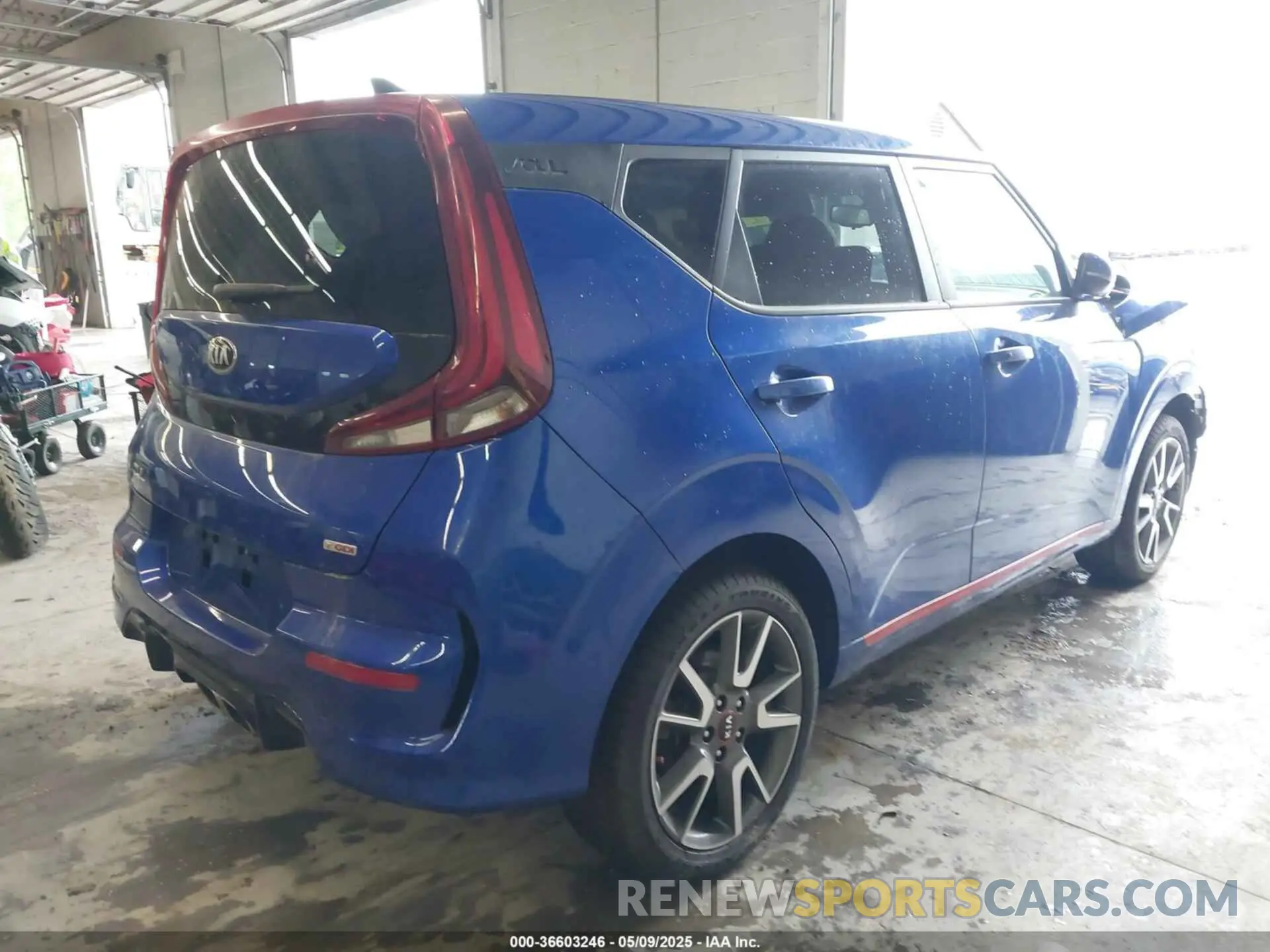 4 Photograph of a damaged car KNDJ53AF2M7738986 KIA SOUL 2021