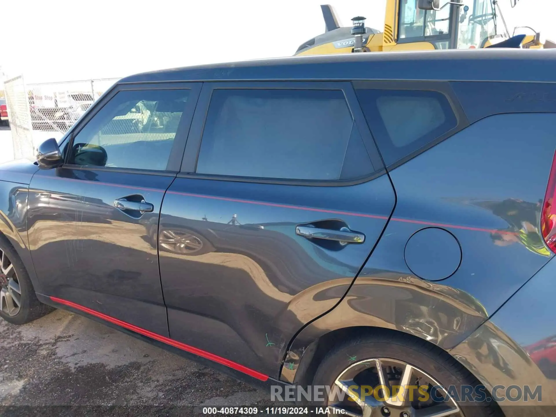 14 Photograph of a damaged car KNDJ63AU0M7779550 KIA SOUL 2021