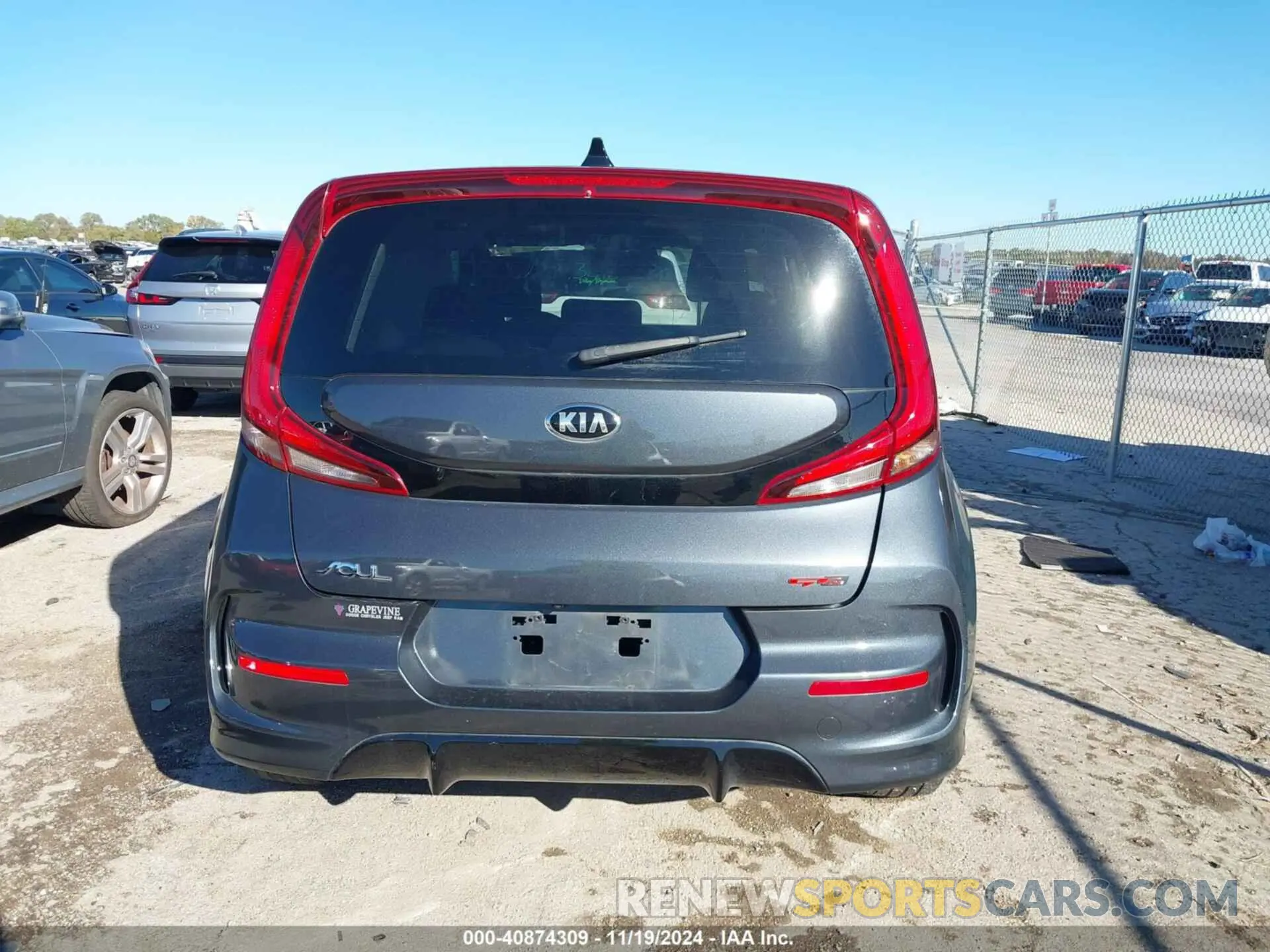 16 Photograph of a damaged car KNDJ63AU0M7779550 KIA SOUL 2021