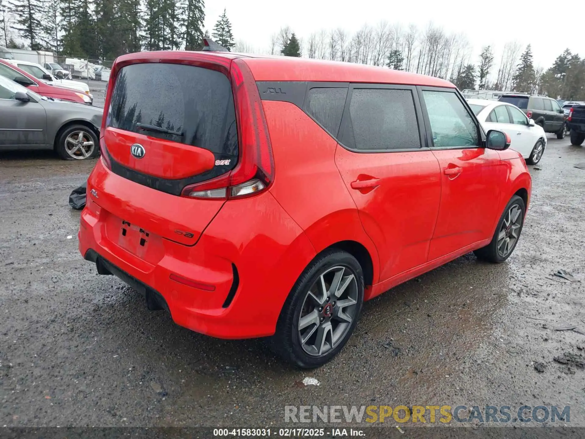 4 Photograph of a damaged car KNDJ63AU3M7129790 KIA SOUL 2021