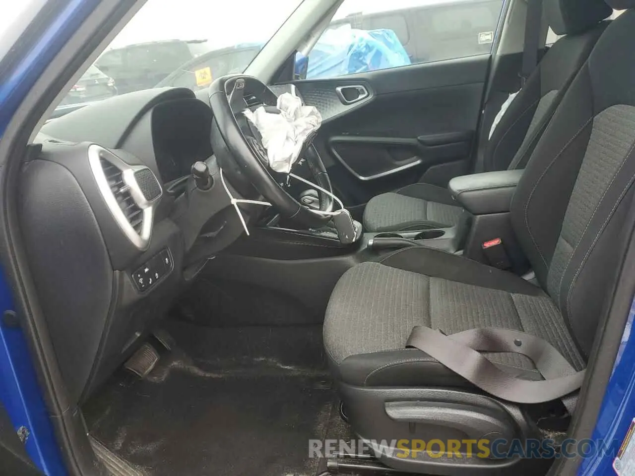 7 Photograph of a damaged car KNDJ63AU4M7759995 KIA SOUL 2021