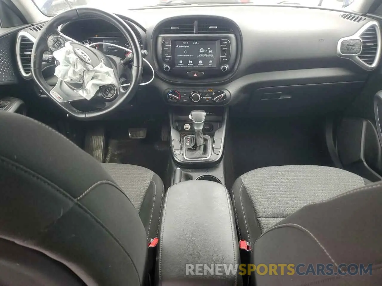 8 Photograph of a damaged car KNDJ63AU4M7759995 KIA SOUL 2021