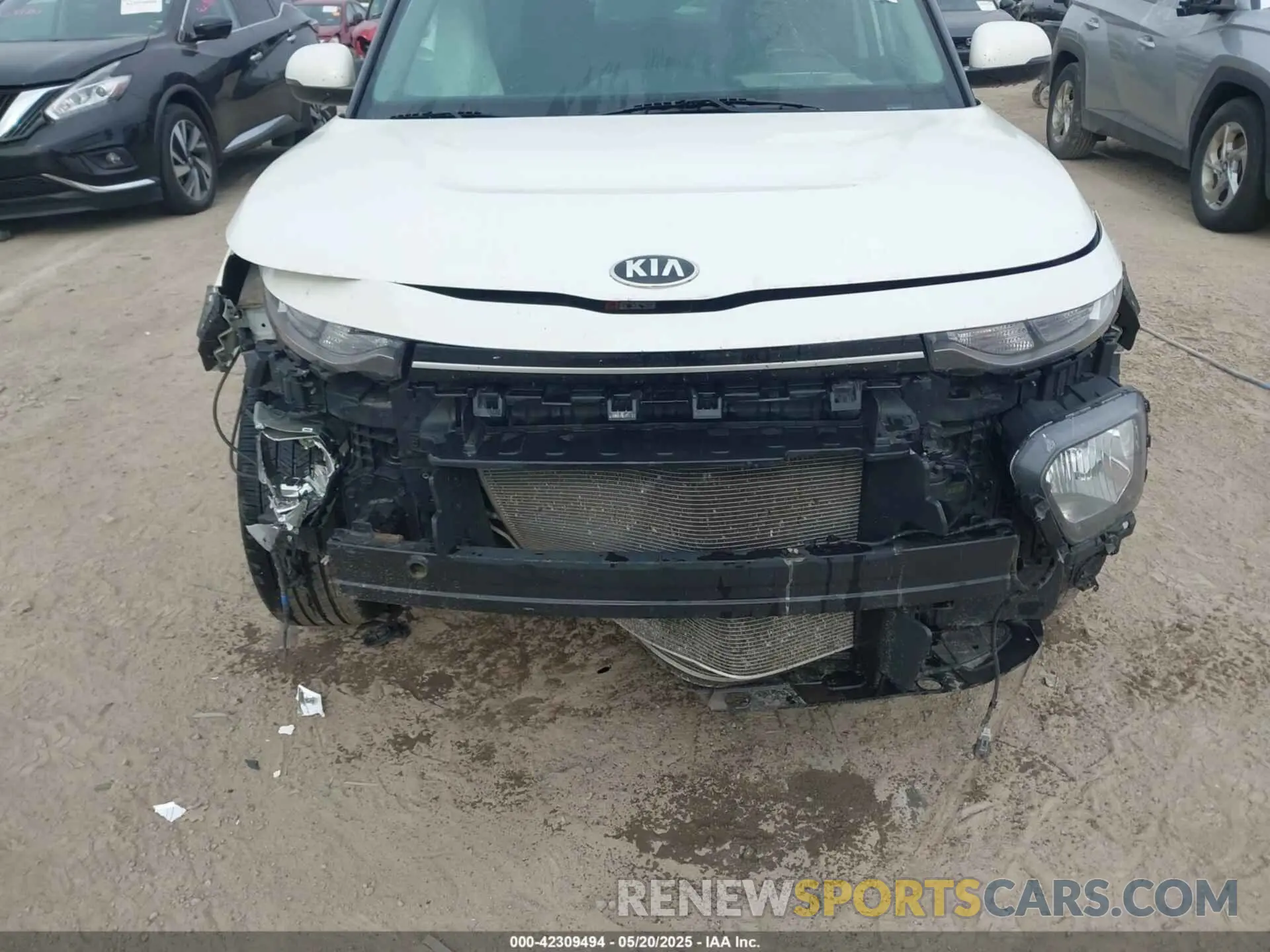 6 Photograph of a damaged car KNDJ63AU7M7781666 KIA SOUL 2021