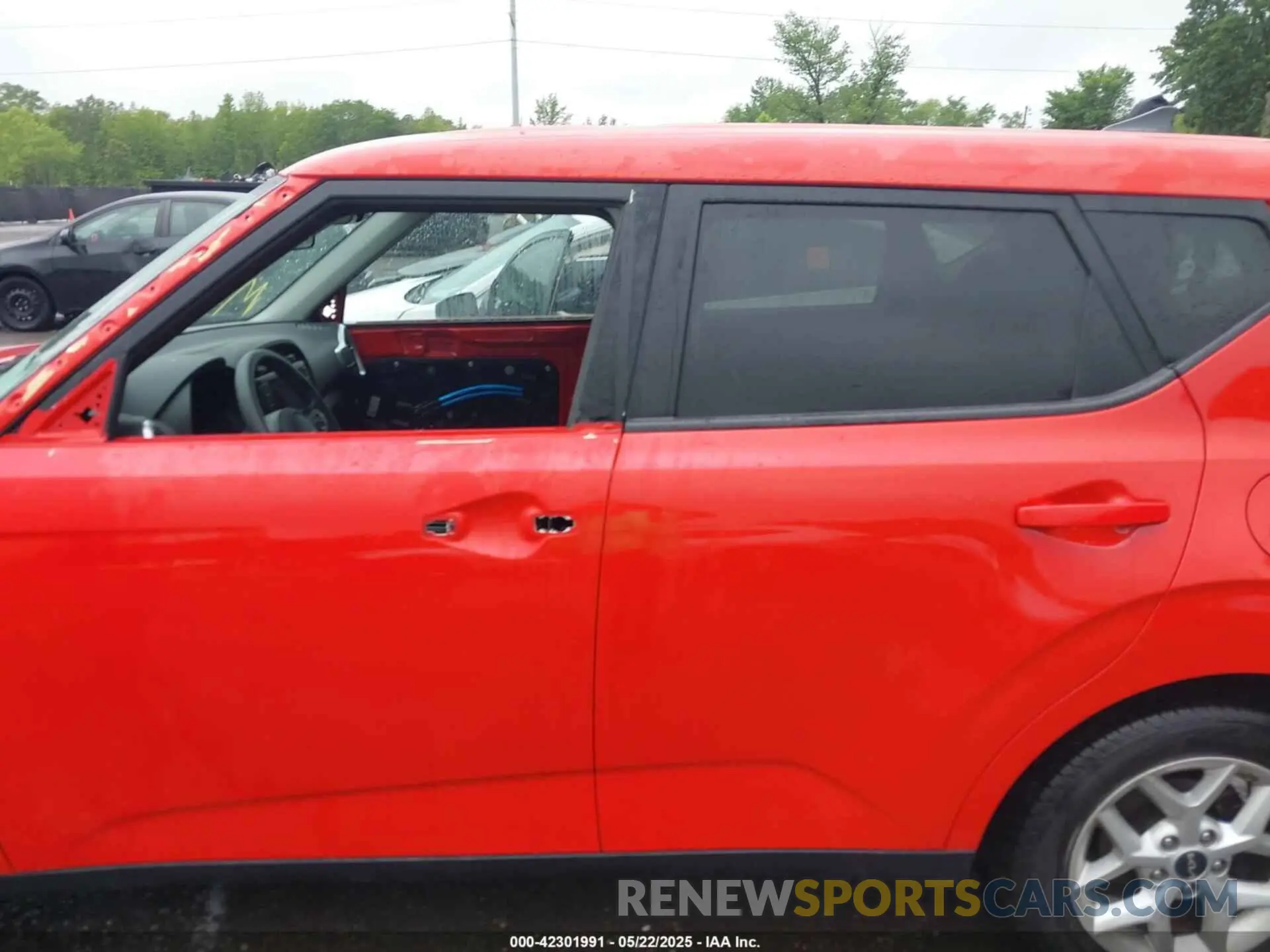15 Photograph of a damaged car KNDJ23AU0N7162694 KIA SOUL 2022