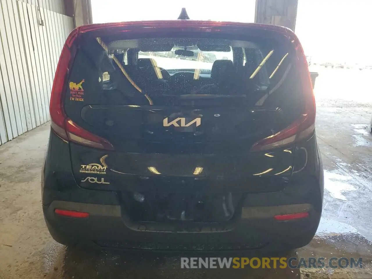 6 Photograph of a damaged car KNDJ23AU0N7171265 KIA SOUL 2022