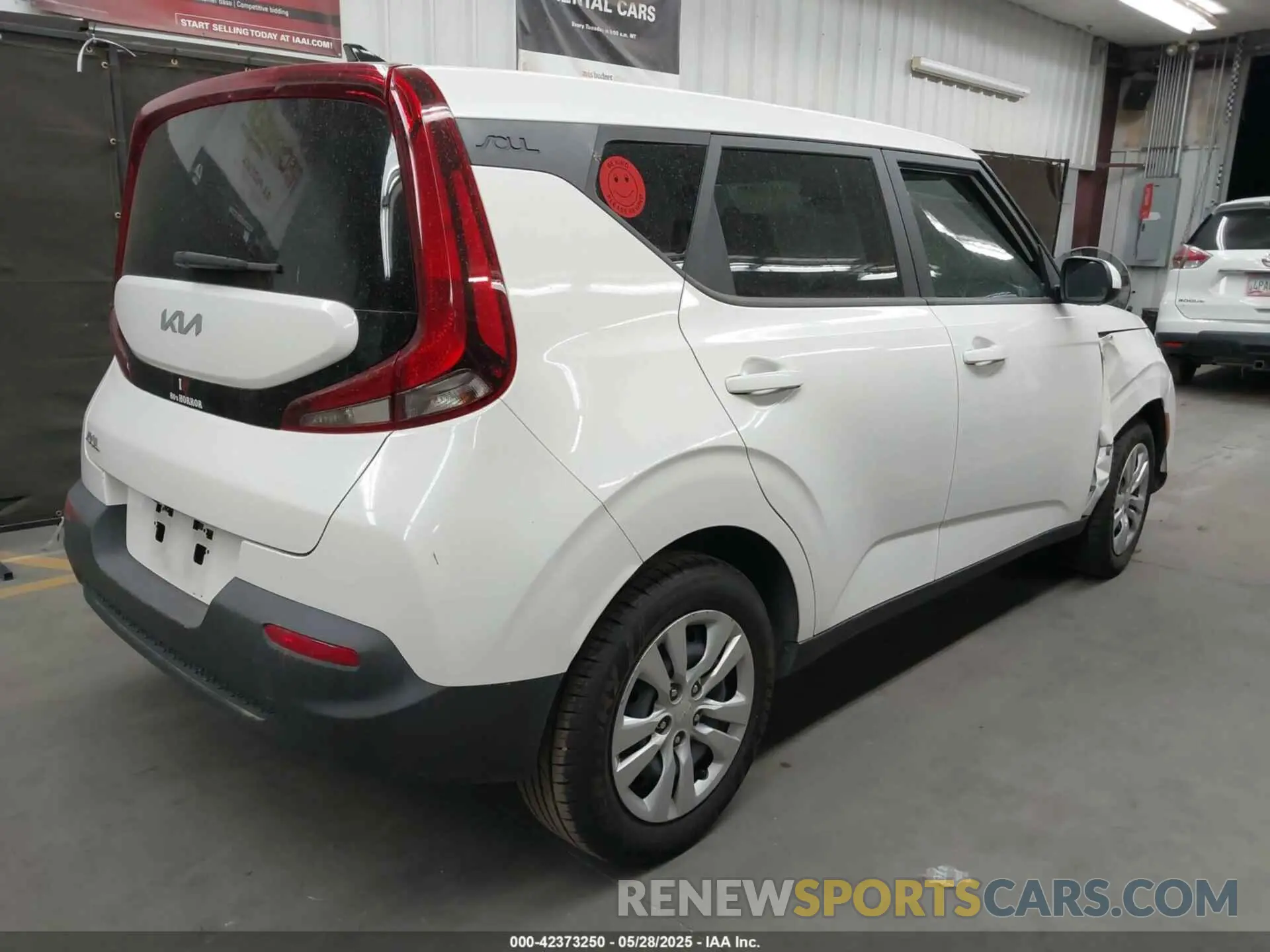 4 Photograph of a damaged car KNDJ23AU0N7172769 KIA SOUL 2022