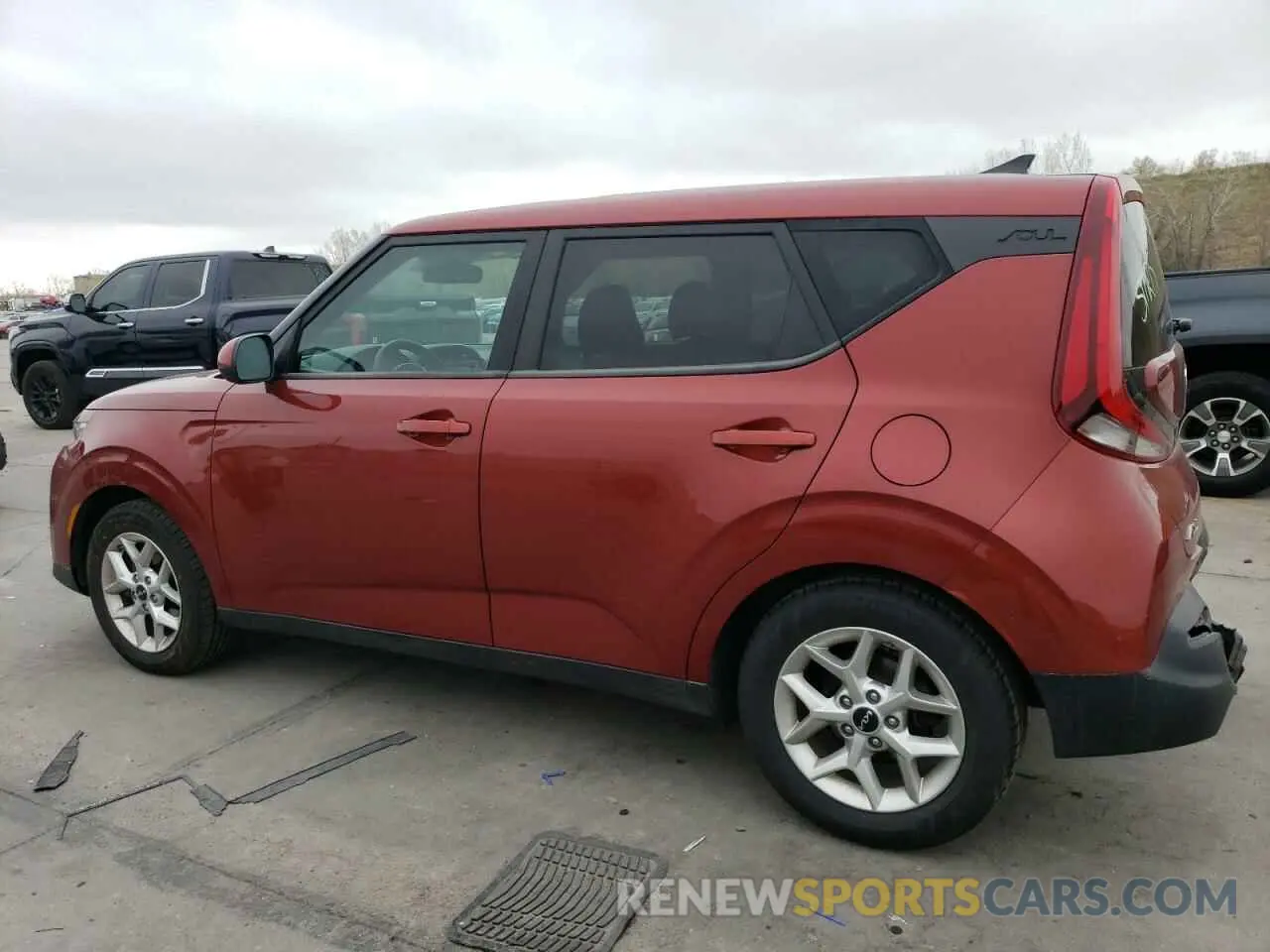 2 Photograph of a damaged car KNDJ23AU0N7833183 KIA SOUL 2022