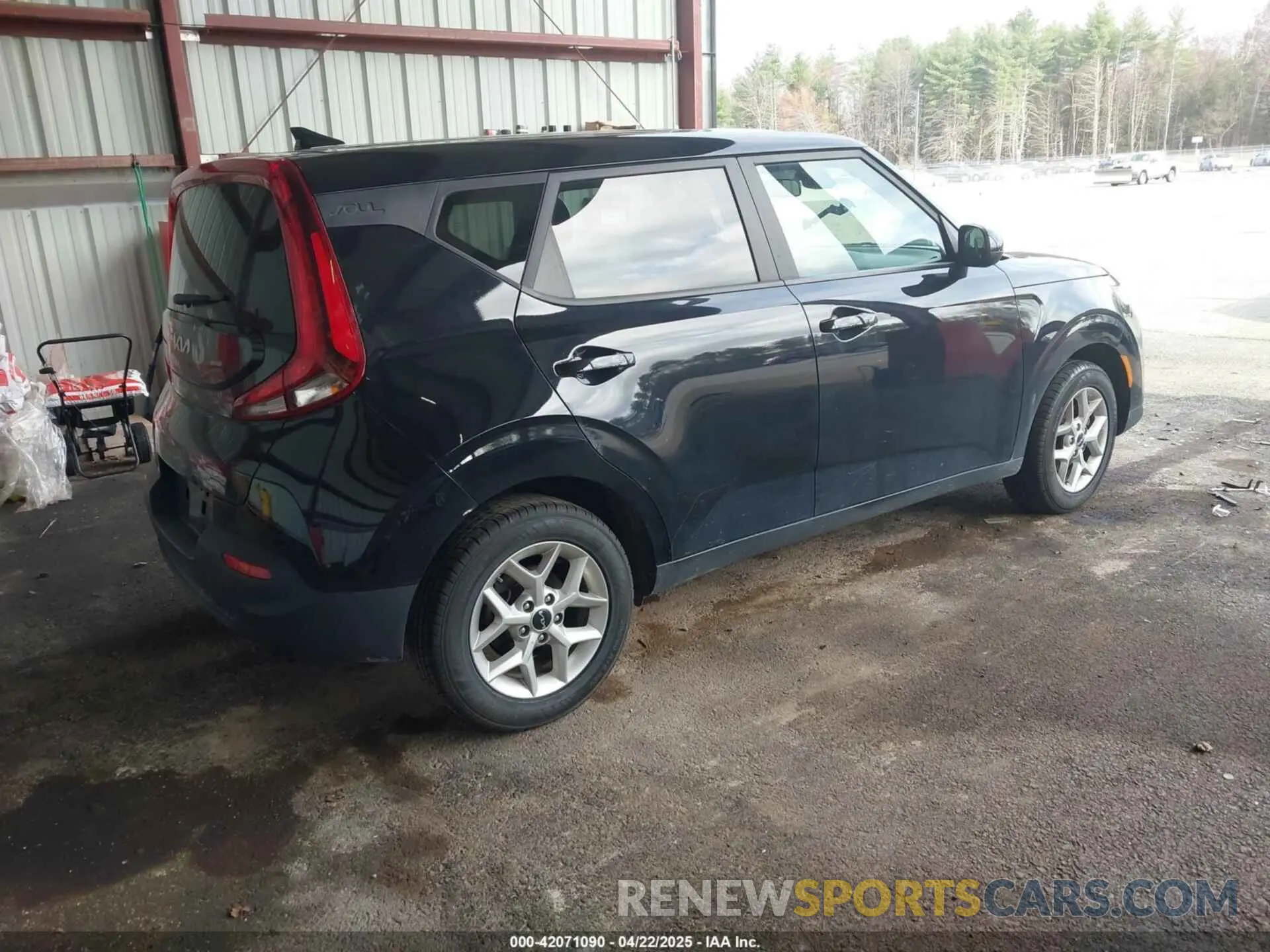 4 Photograph of a damaged car KNDJ23AU1N7162106 KIA SOUL 2022