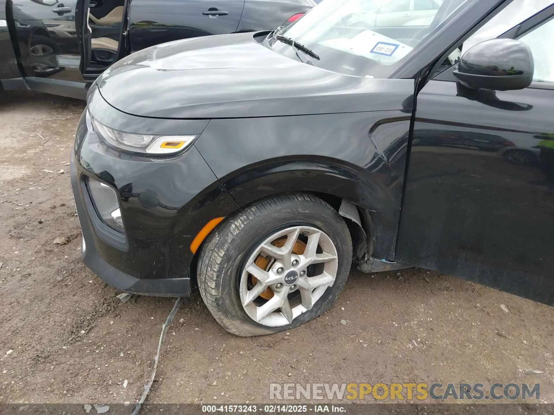 6 Photograph of a damaged car KNDJ23AU1N7162963 KIA SOUL 2022