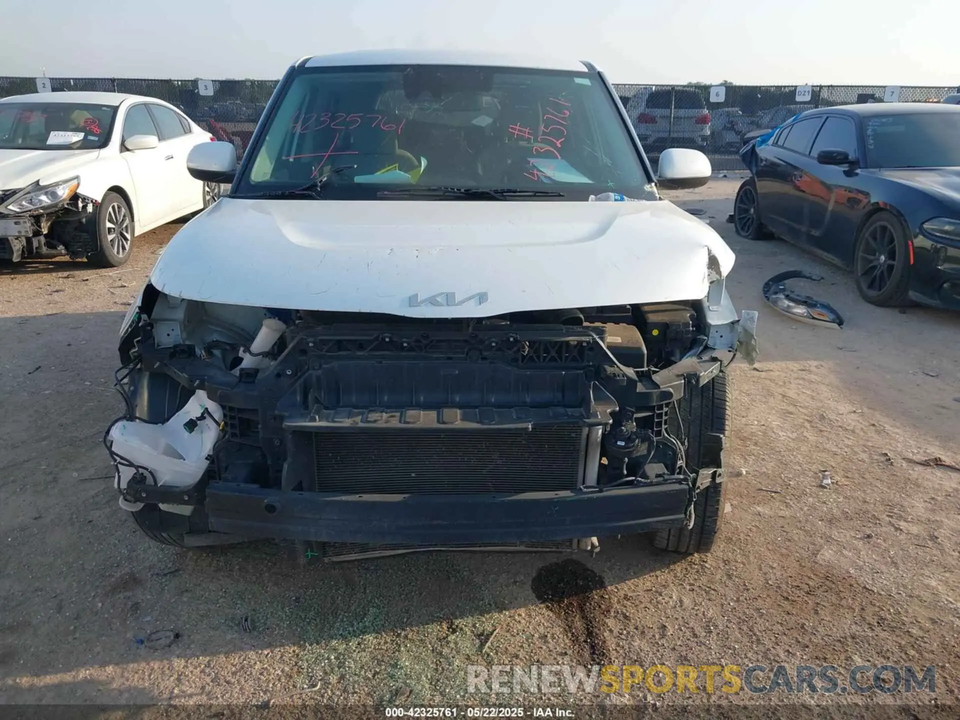 13 Photograph of a damaged car KNDJ23AU1N7165507 KIA SOUL 2022