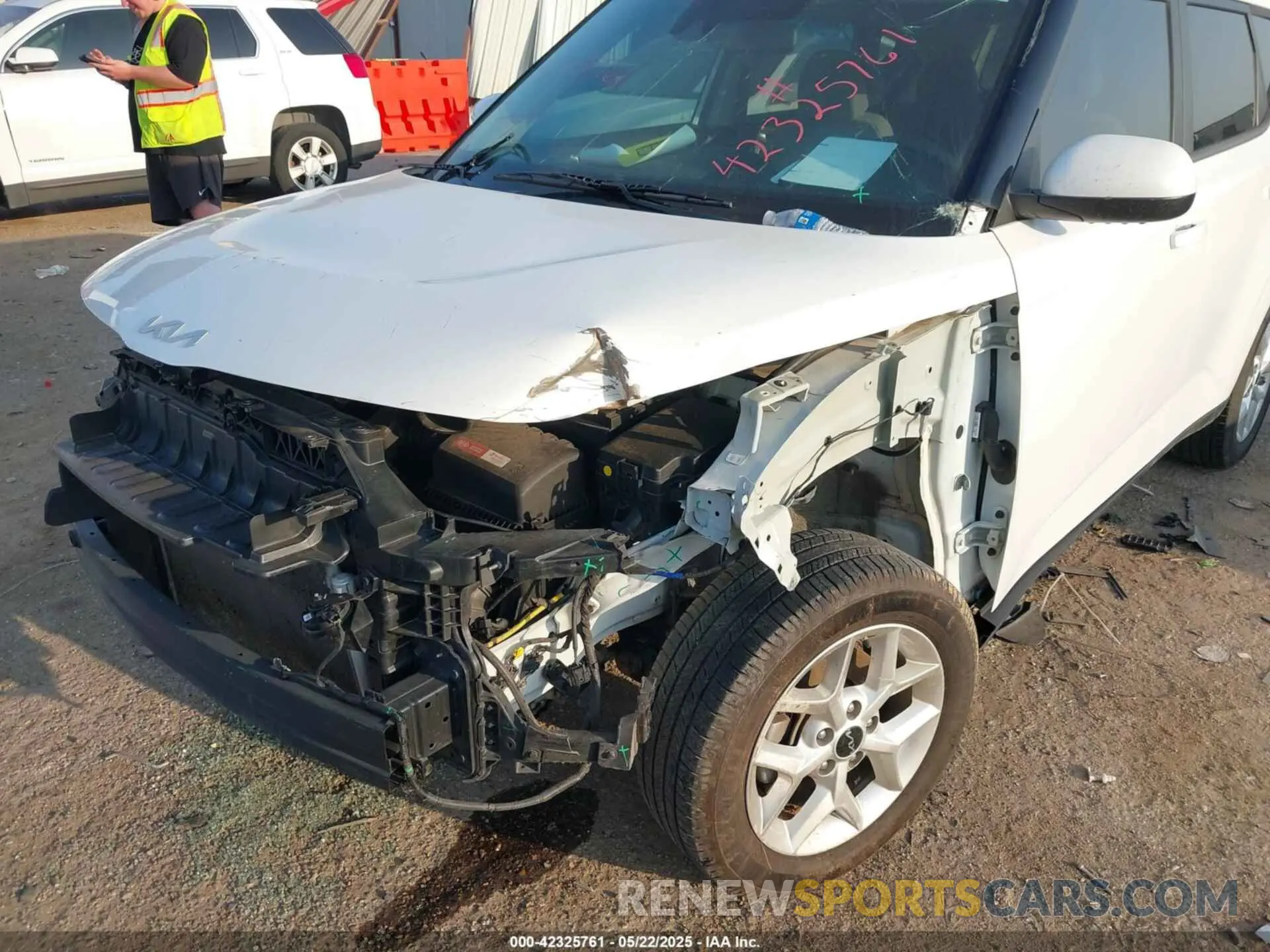 6 Photograph of a damaged car KNDJ23AU1N7165507 KIA SOUL 2022