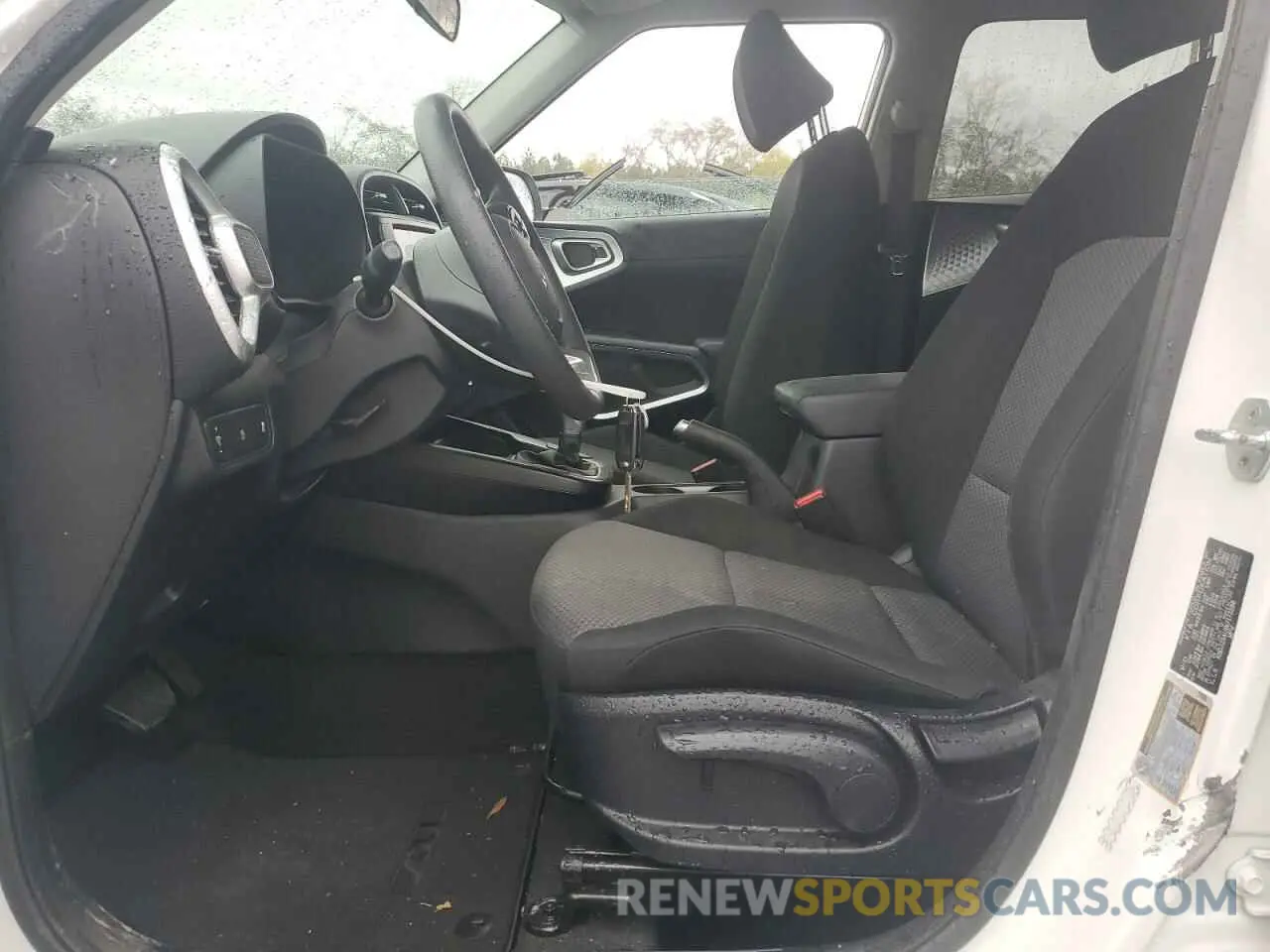 7 Photograph of a damaged car KNDJ23AU1N7173588 KIA SOUL 2022