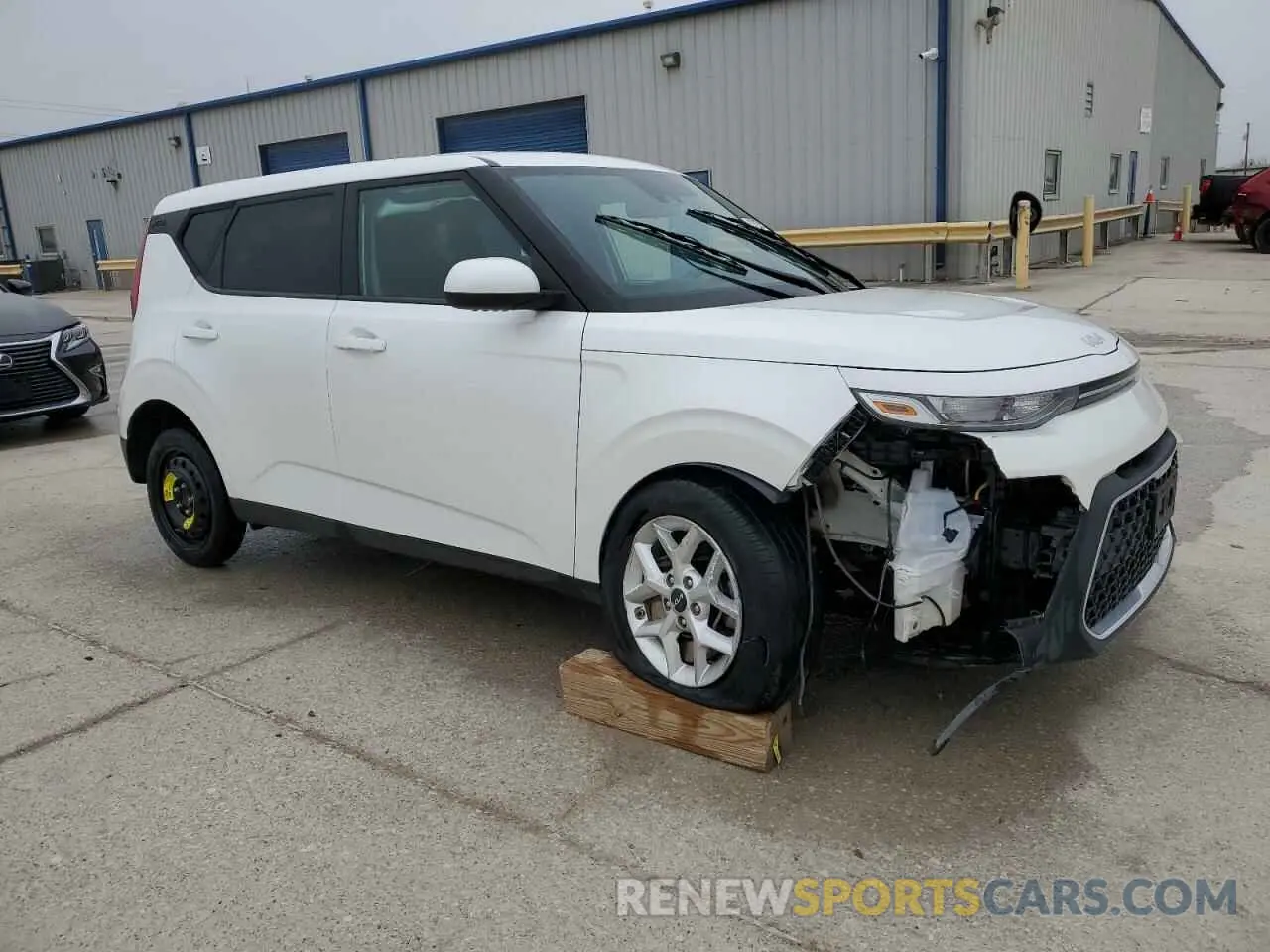 4 Photograph of a damaged car KNDJ23AU1N7177205 KIA SOUL 2022