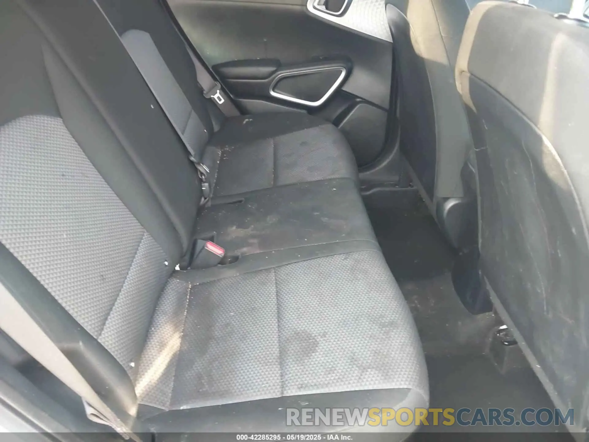 8 Photograph of a damaged car KNDJ23AU1N7178001 KIA SOUL 2022