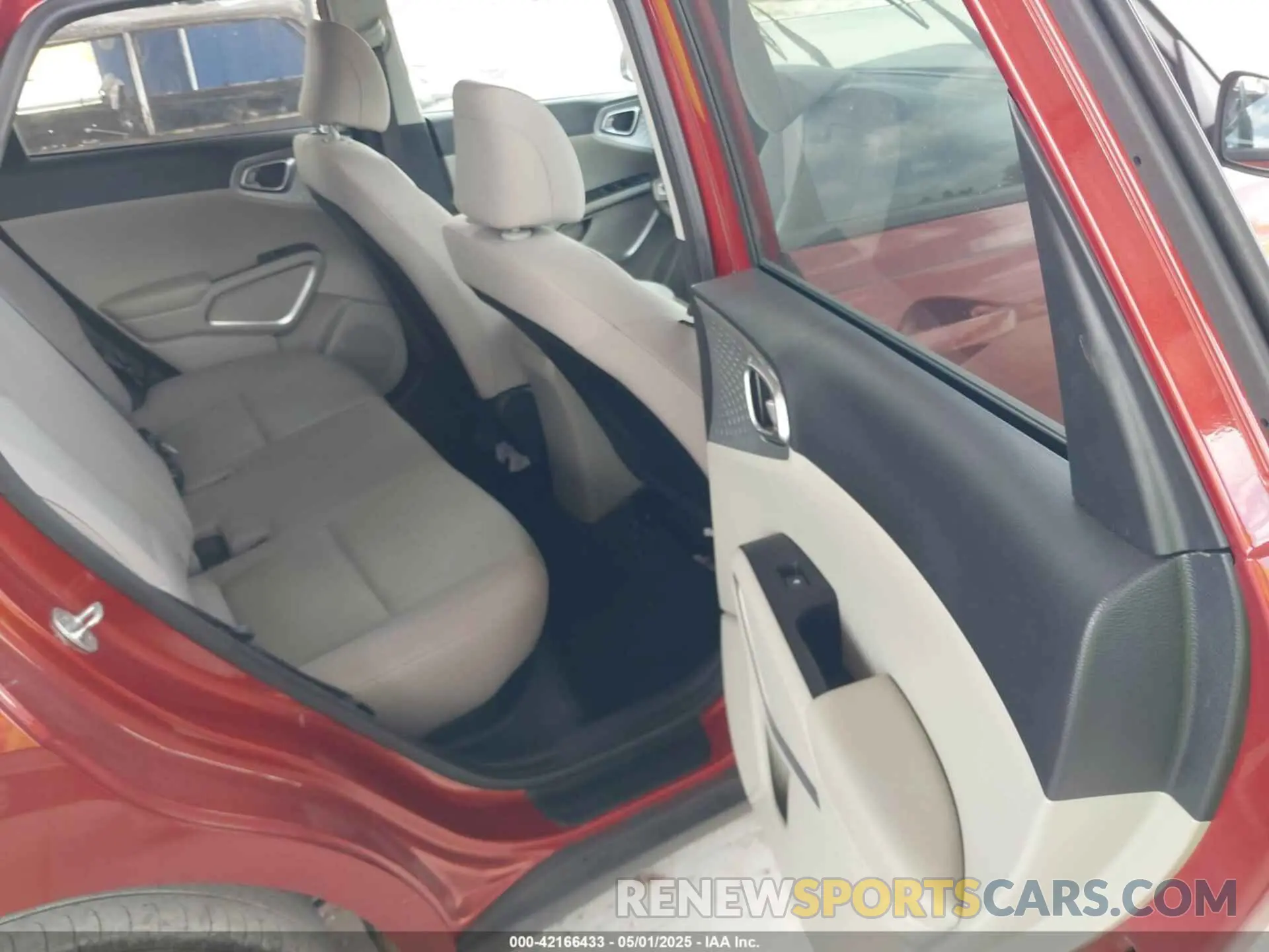 8 Photograph of a damaged car KNDJ23AU1N7798671 KIA SOUL 2022
