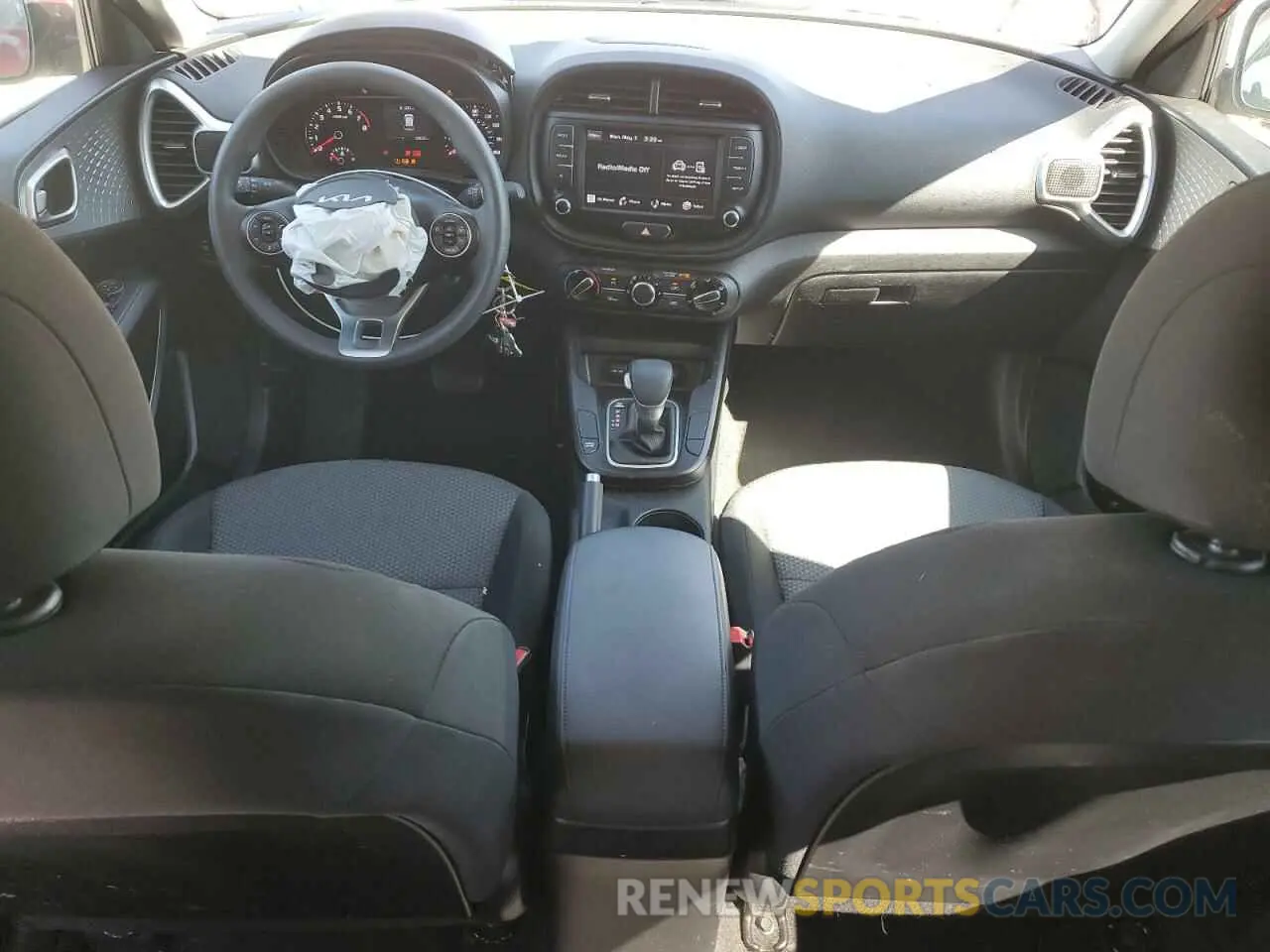 8 Photograph of a damaged car KNDJ23AU1N7837727 KIA SOUL 2022