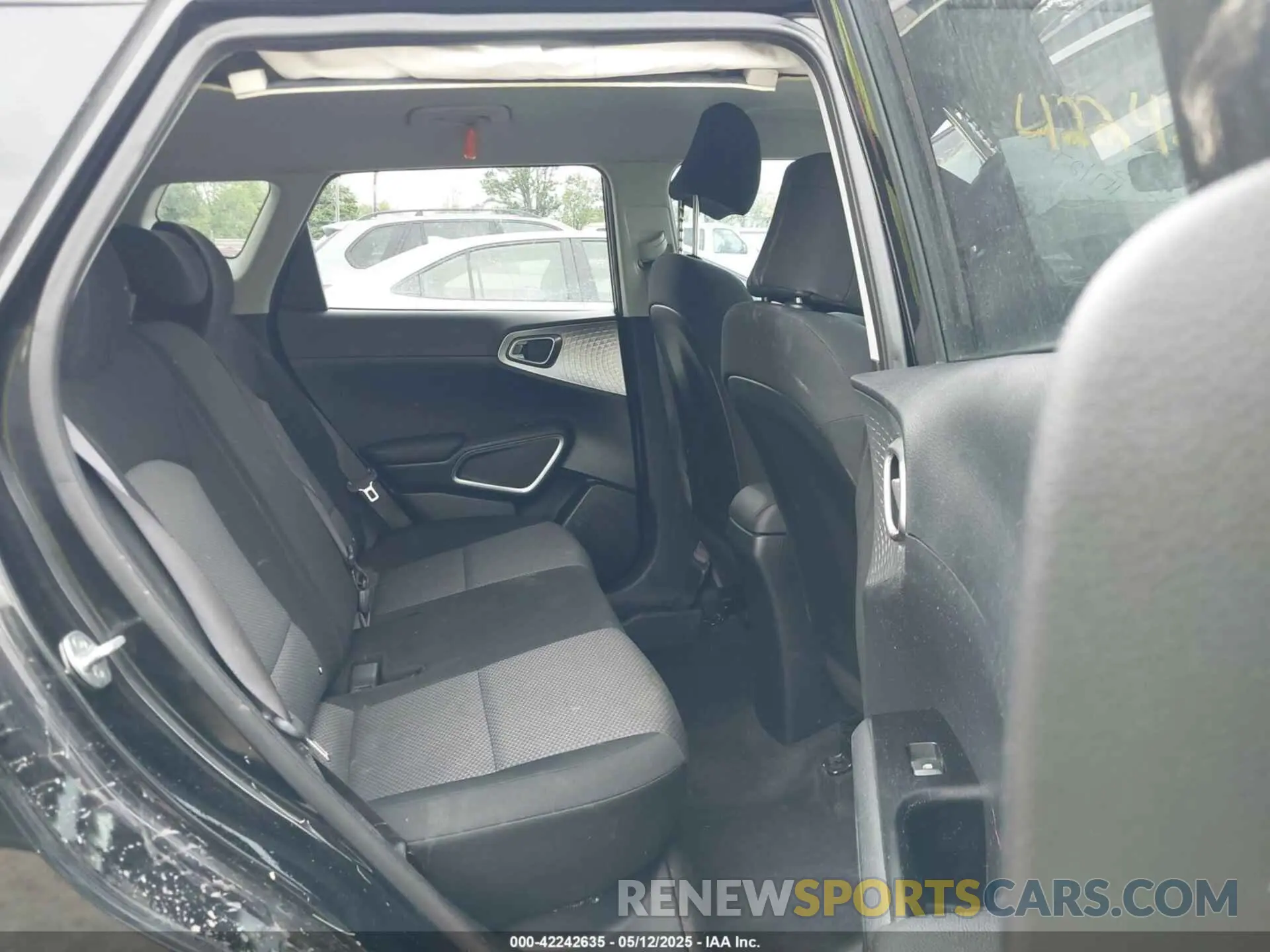 8 Photograph of a damaged car KNDJ23AU2N7150711 KIA SOUL 2022