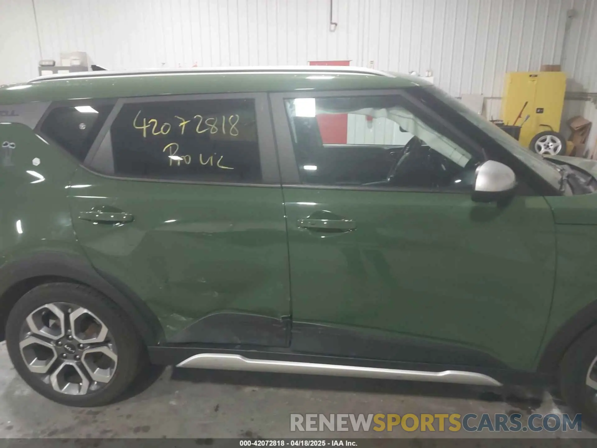 13 Photograph of a damaged car KNDJ23AU2N7154161 KIA SOUL 2022