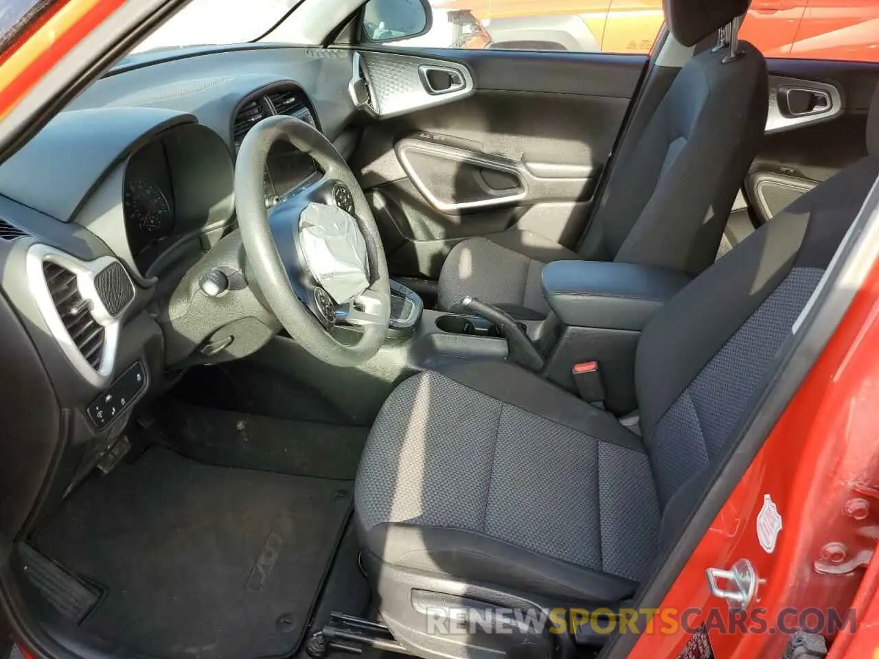 7 Photograph of a damaged car KNDJ23AU2N7166293 KIA SOUL 2022