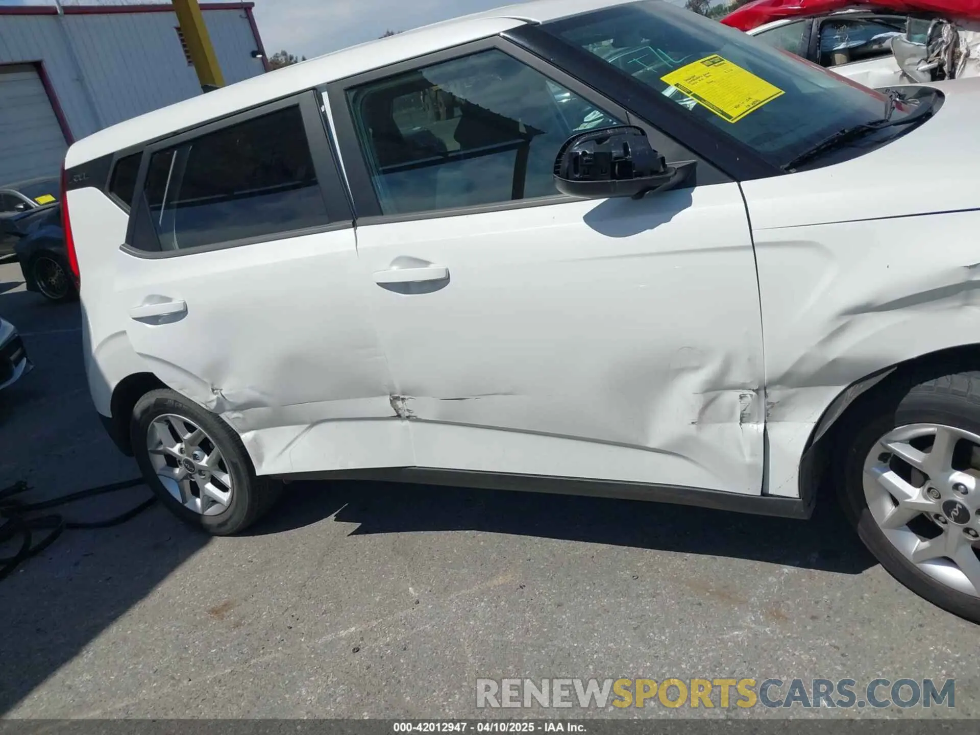 13 Photograph of a damaged car KNDJ23AU2N7168061 KIA SOUL 2022