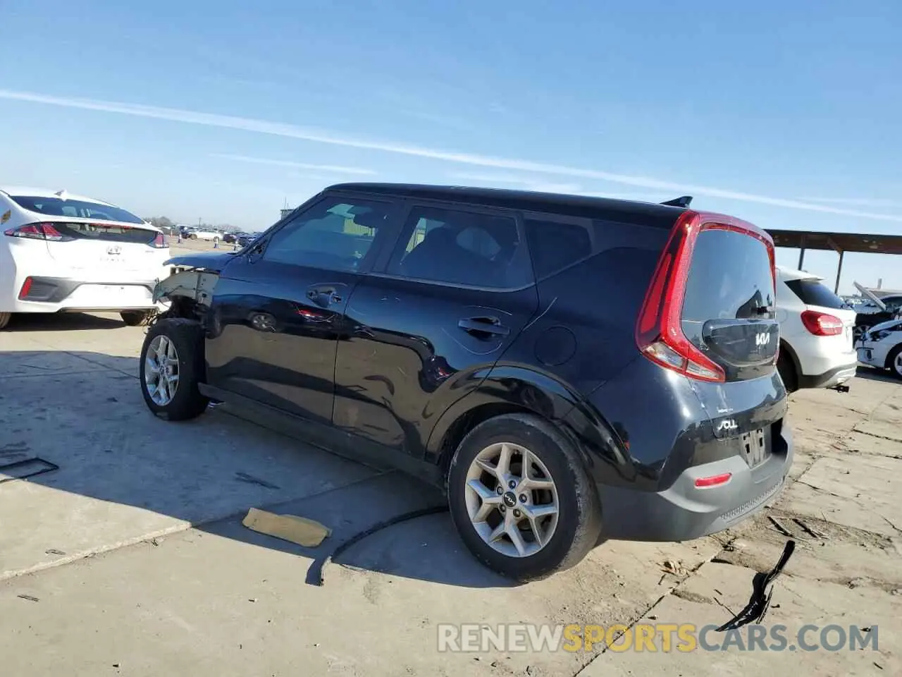 2 Photograph of a damaged car KNDJ23AU2N7178718 KIA SOUL 2022