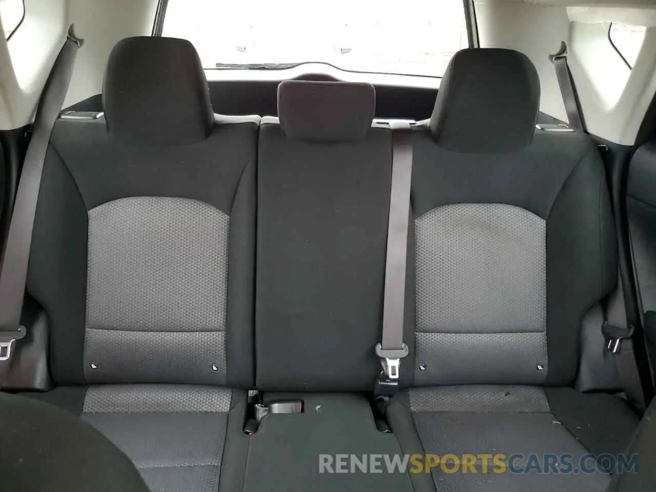 10 Photograph of a damaged car KNDJ23AU2N7185474 KIA SOUL 2022