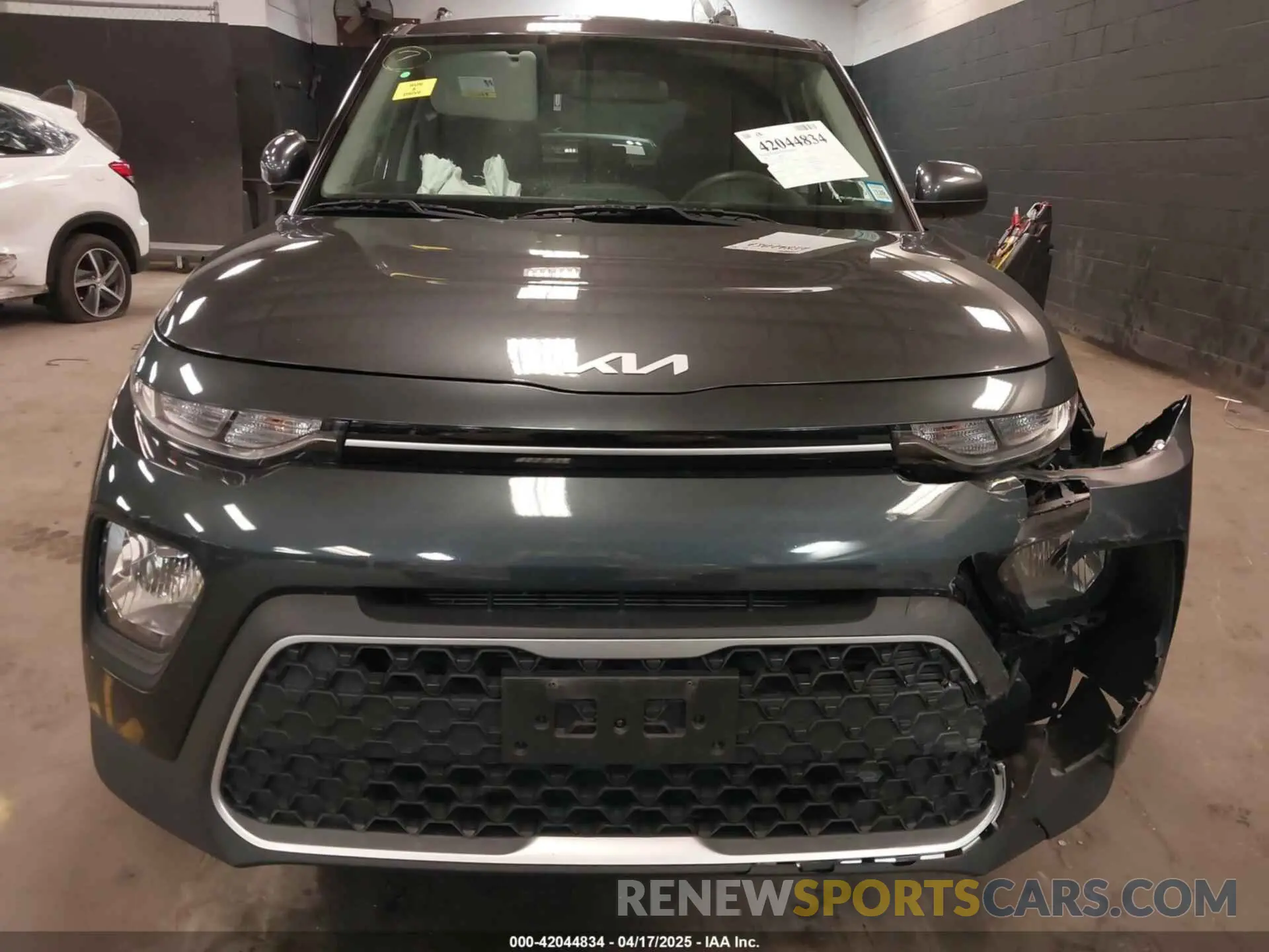 12 Photograph of a damaged car KNDJ23AU2N7799053 KIA SOUL 2022