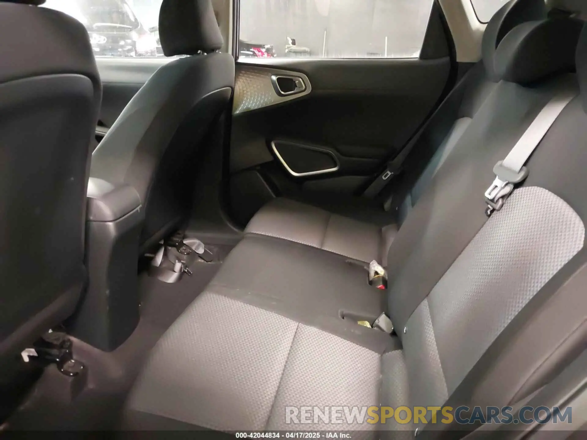 8 Photograph of a damaged car KNDJ23AU2N7799053 KIA SOUL 2022