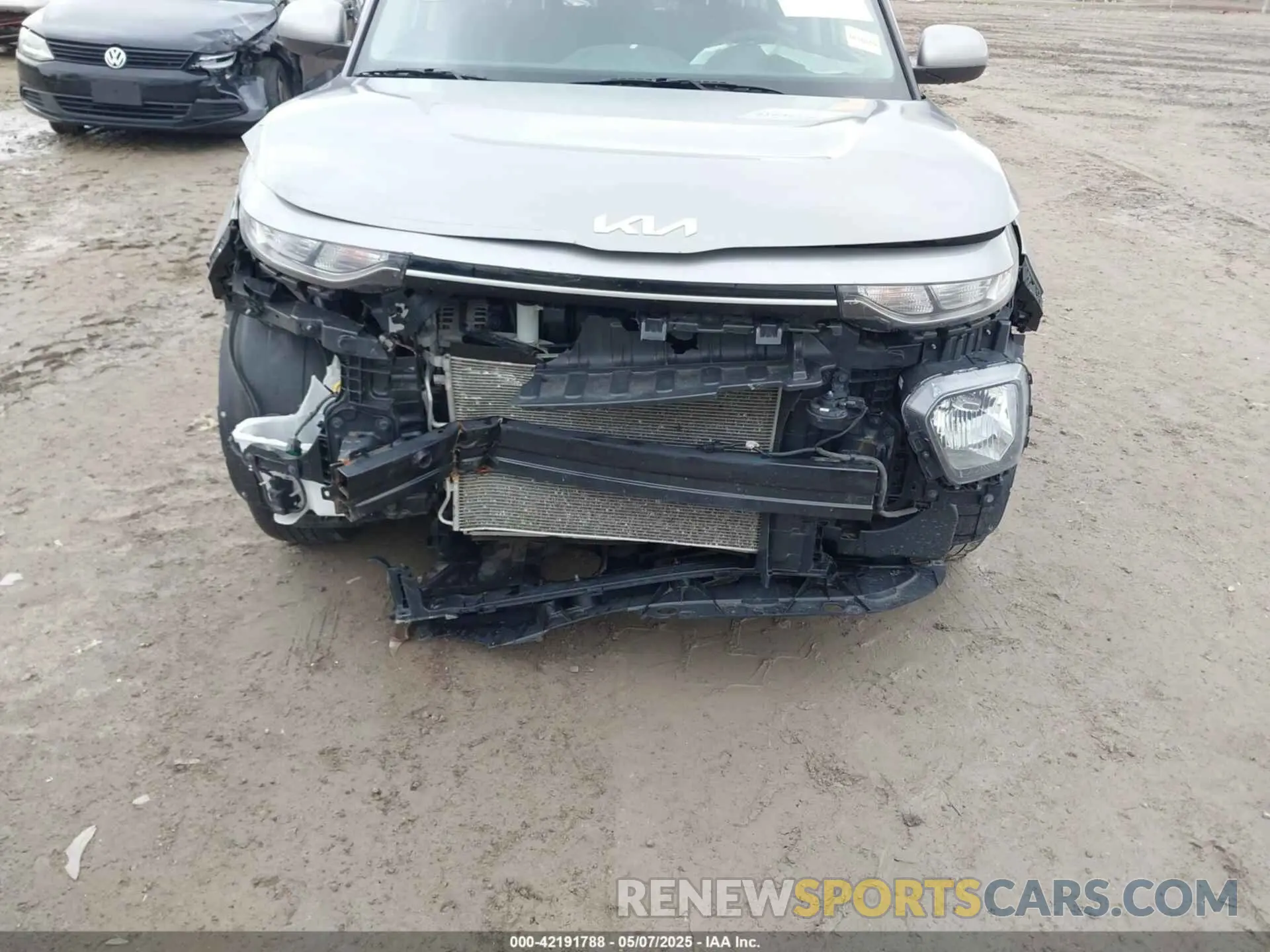 6 Photograph of a damaged car KNDJ23AU2N7821729 KIA SOUL 2022