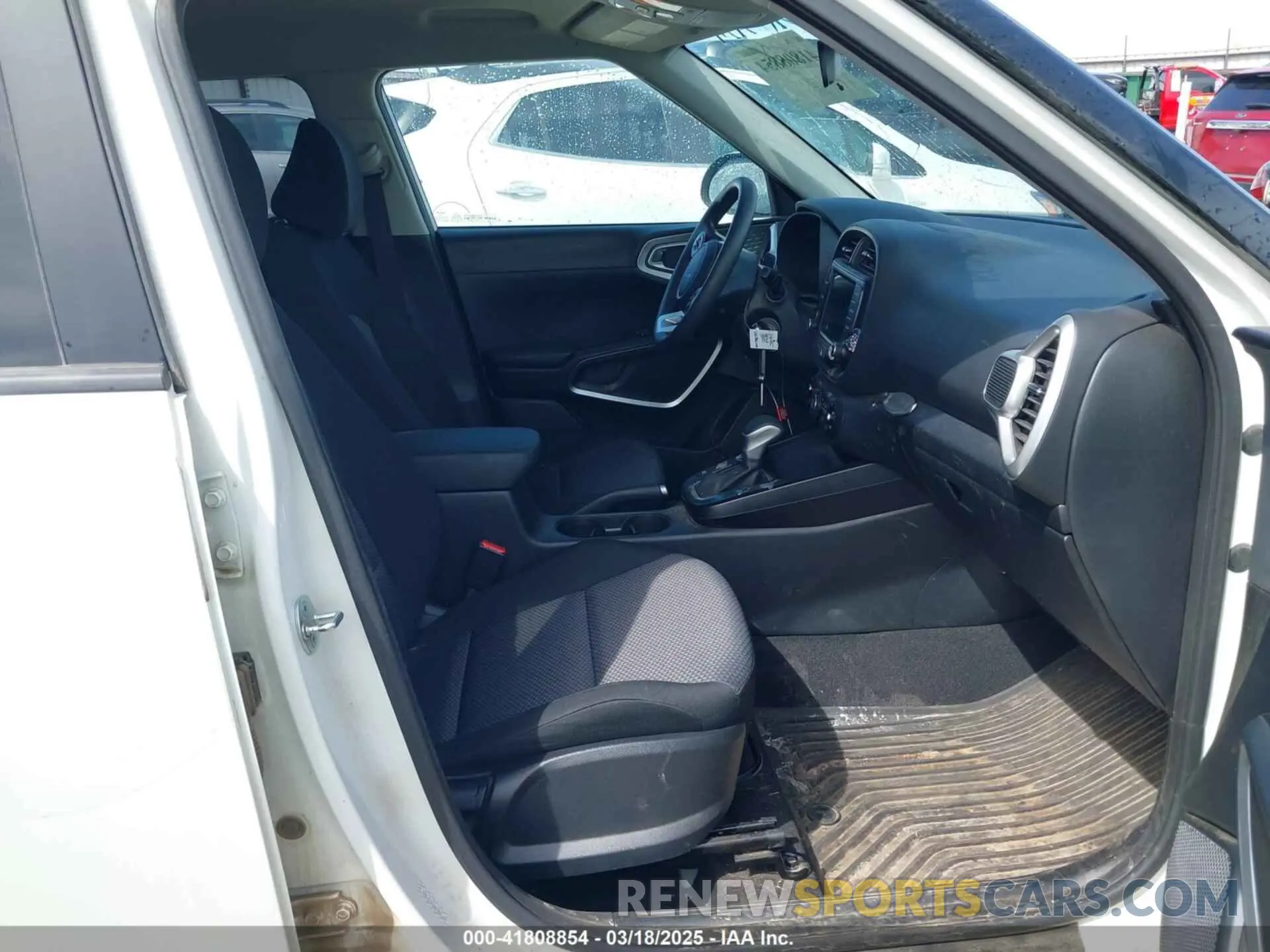 5 Photograph of a damaged car KNDJ23AU2N7831659 KIA SOUL 2022