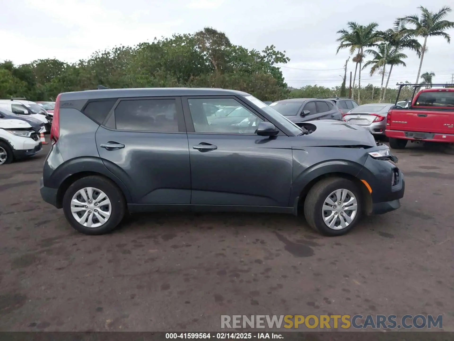 13 Photograph of a damaged car KNDJ23AU2N7836750 KIA SOUL 2022