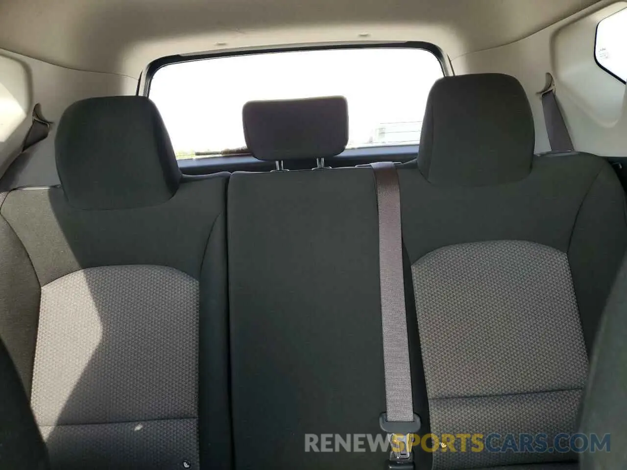10 Photograph of a damaged car KNDJ23AU3N7807287 KIA SOUL 2022